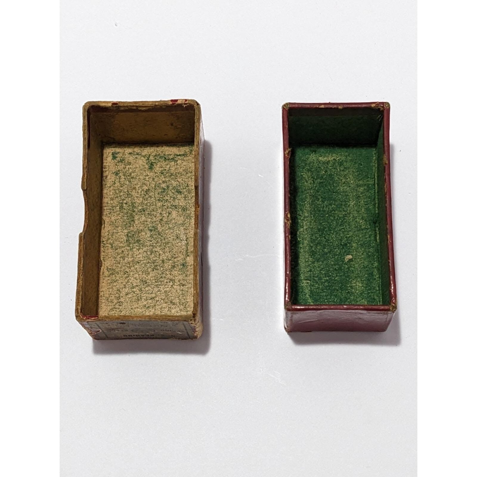 Vintage Spring Beard Knitting Needles Box Torrington Canada