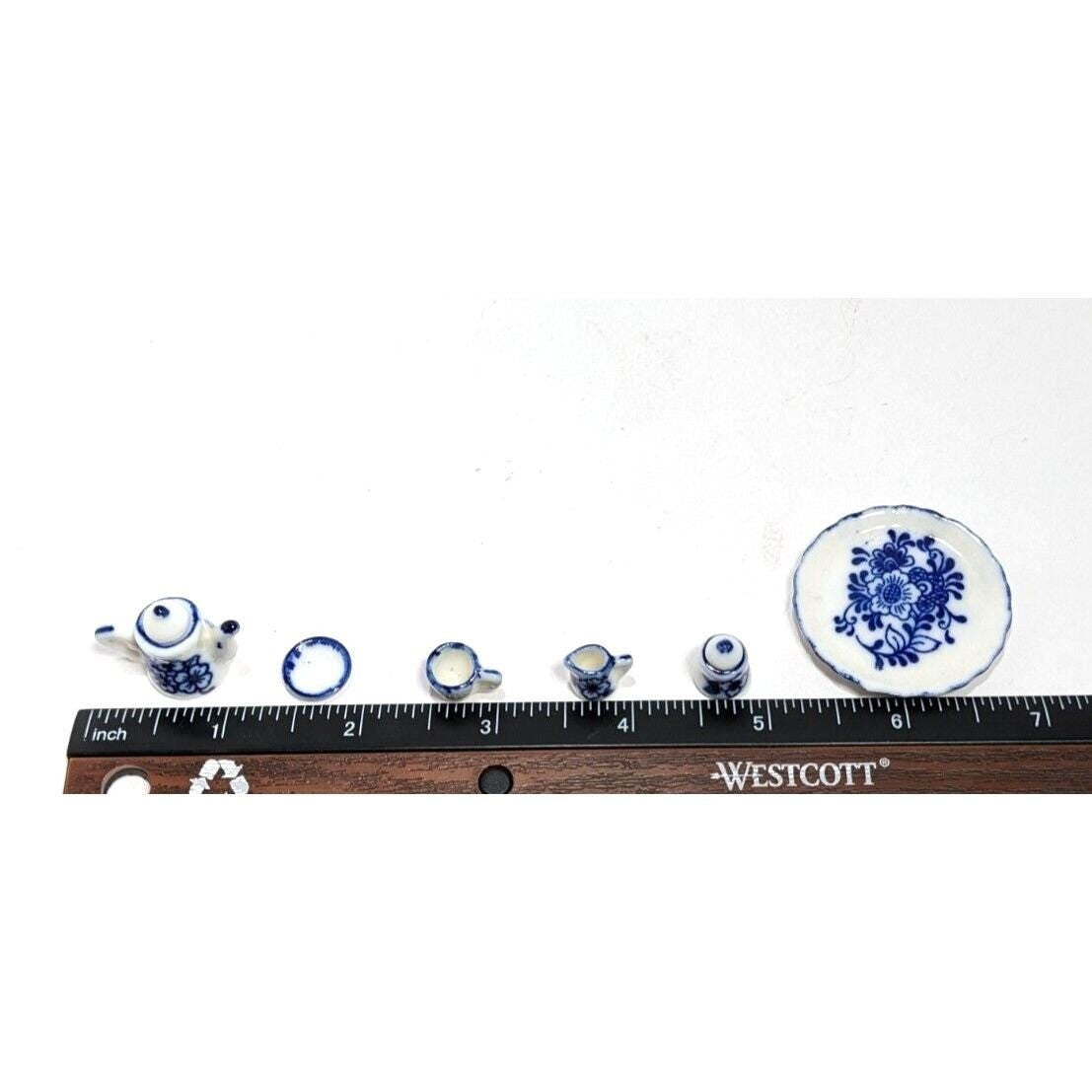 Dollhouse Miniature Coffee Set Blue White Ceramic 1:12 with Stand