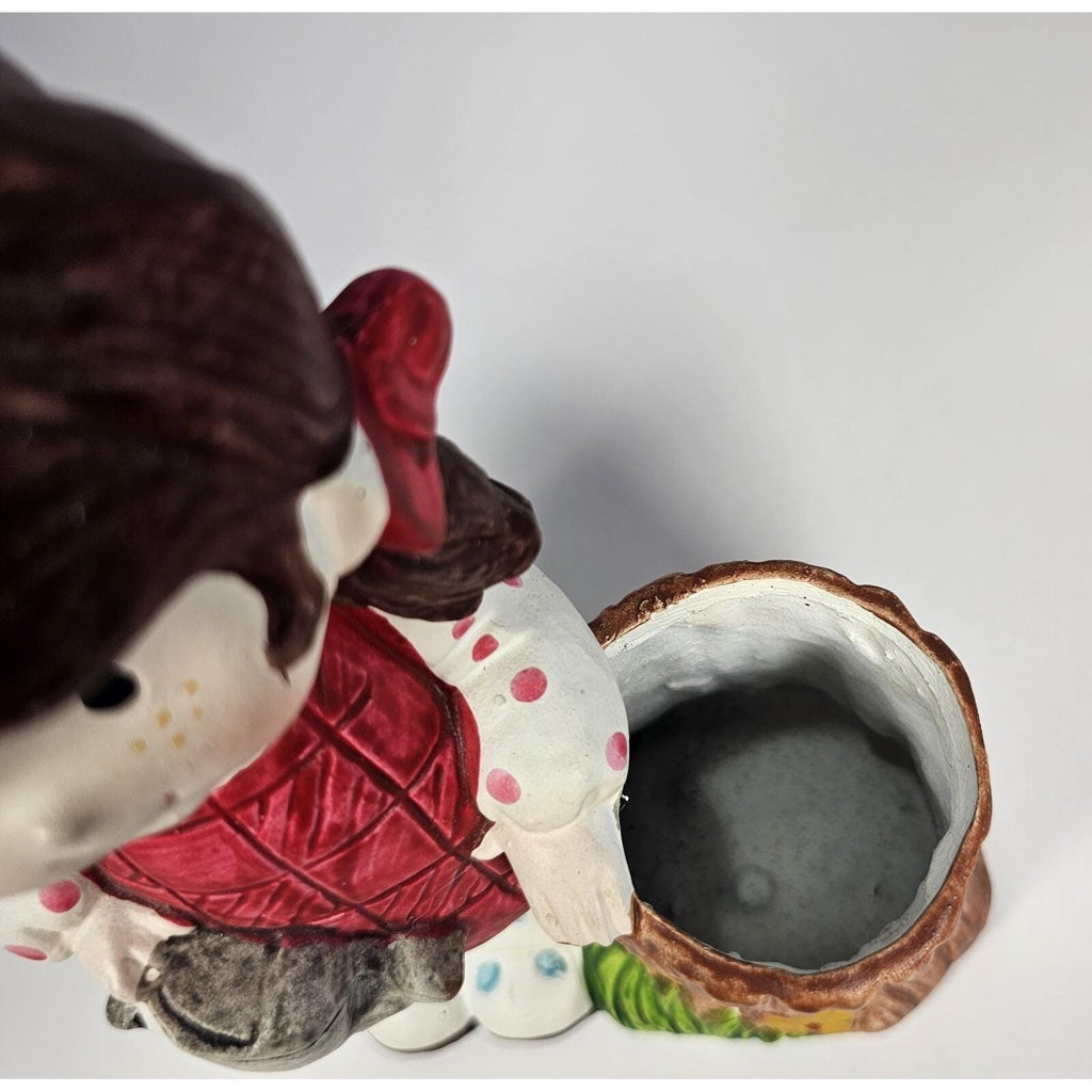 Gentle Treasures Girl Cat Figurine Ceramic Vintage 7x5