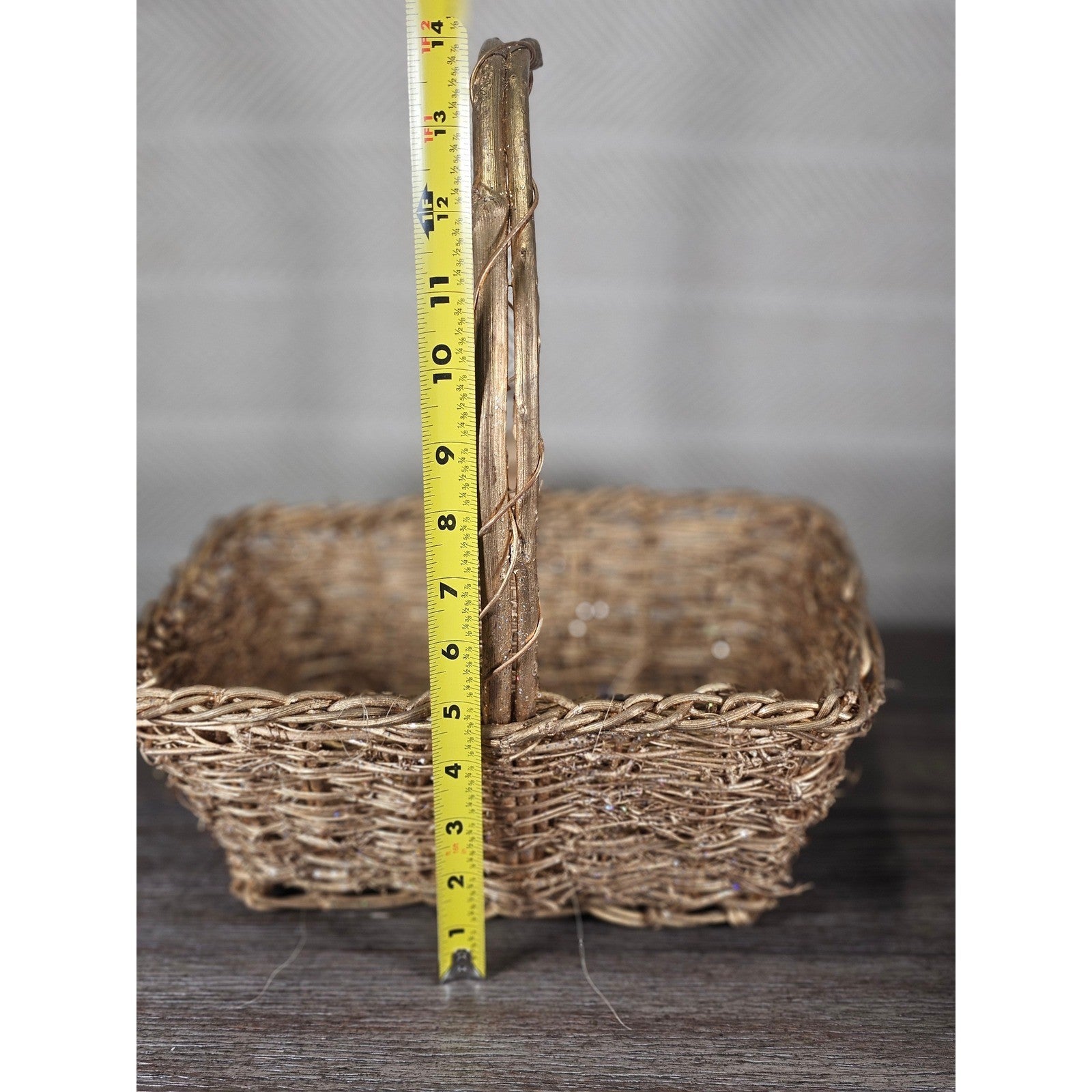 Vintage Gold Wicker Baskets Set of 2 with Handles Glitter Finish Decor