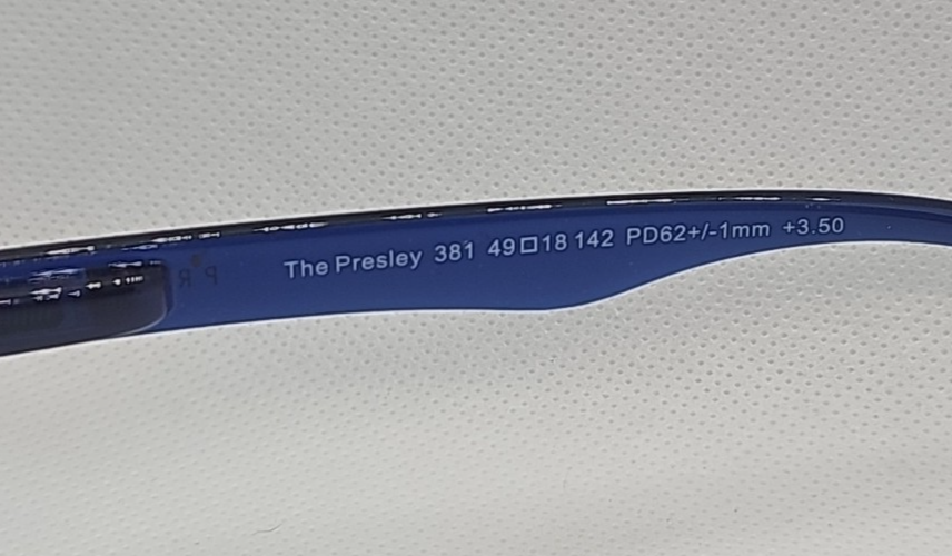 Prive Revaux The Presley blue light readers Strength 3.5