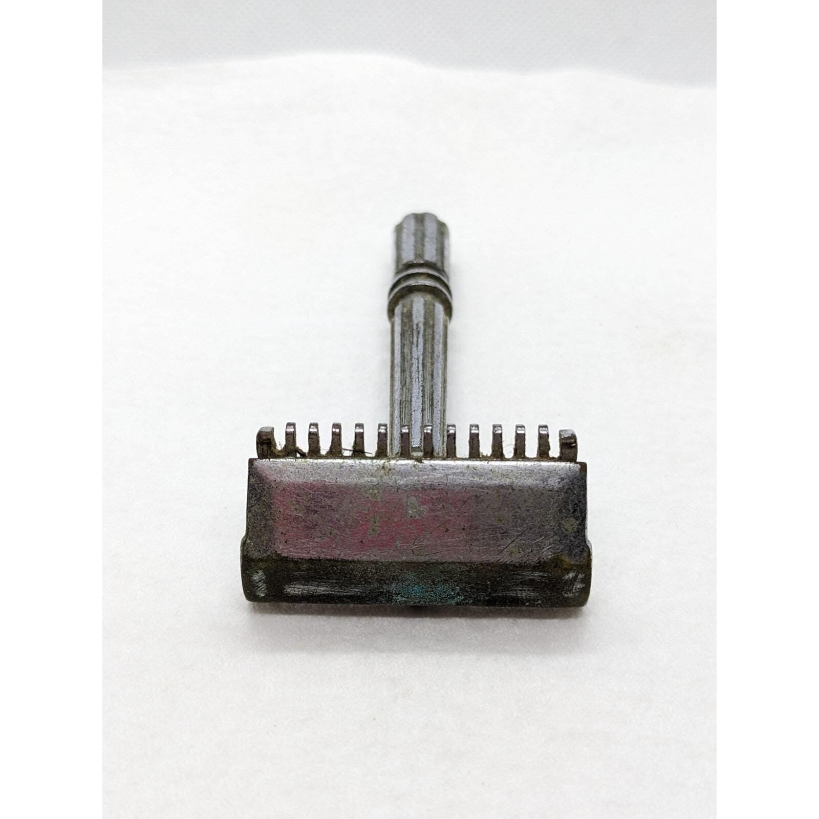 Vintage GEM Micromatic Open Comb Safety Razor USA Single Edge