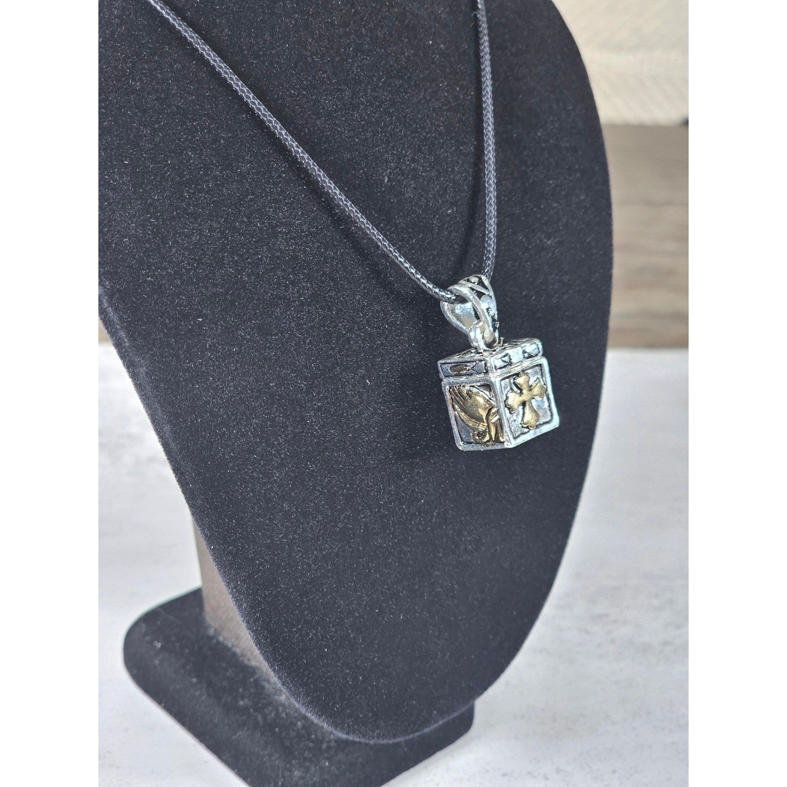 Vintage Religious Cube Pendant Necklace Cross & Praying Hands