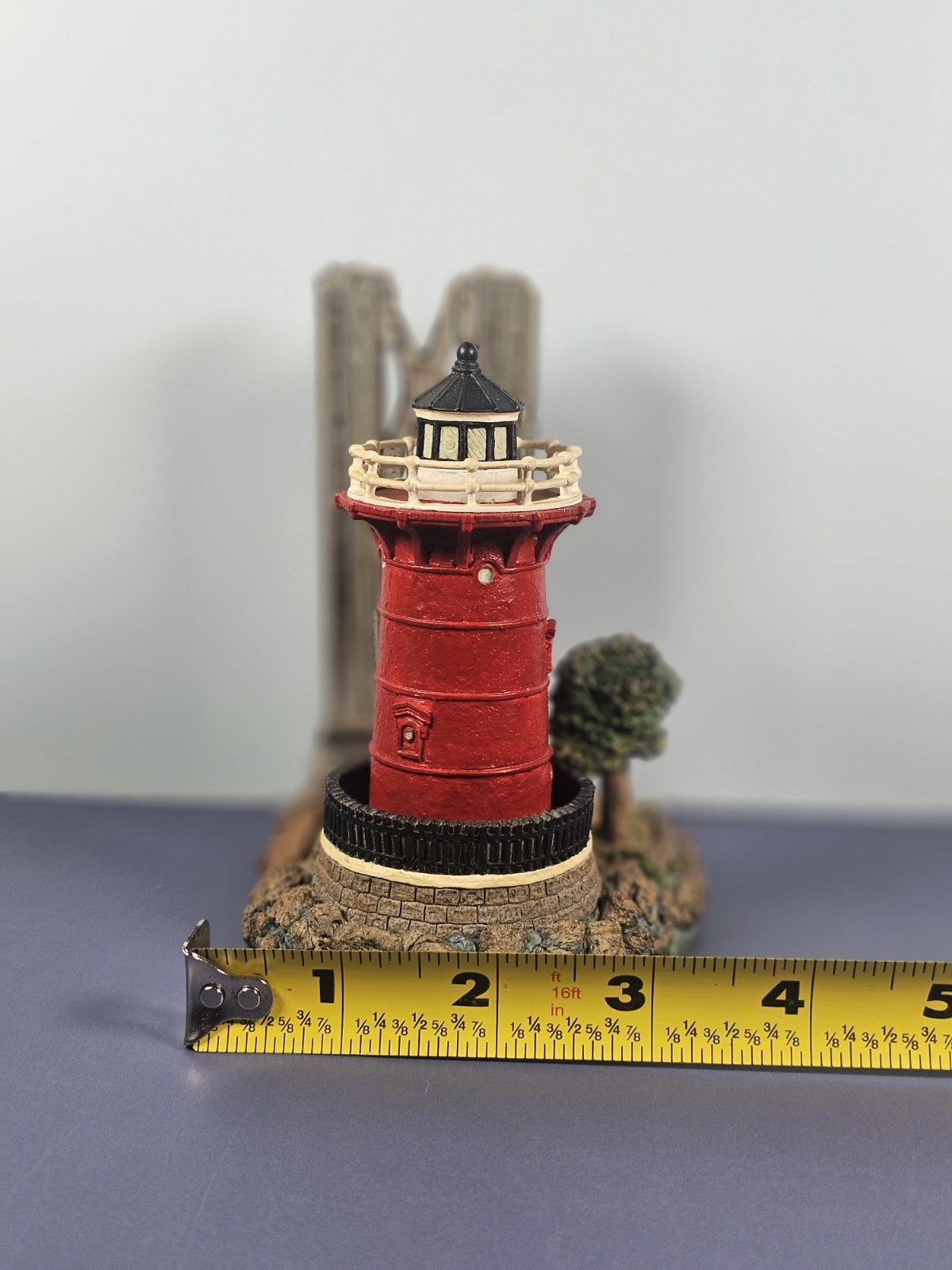 Vintage Harbour Lights #195 Jeffrey's Hook Lighthouse, New York -1997 - COA