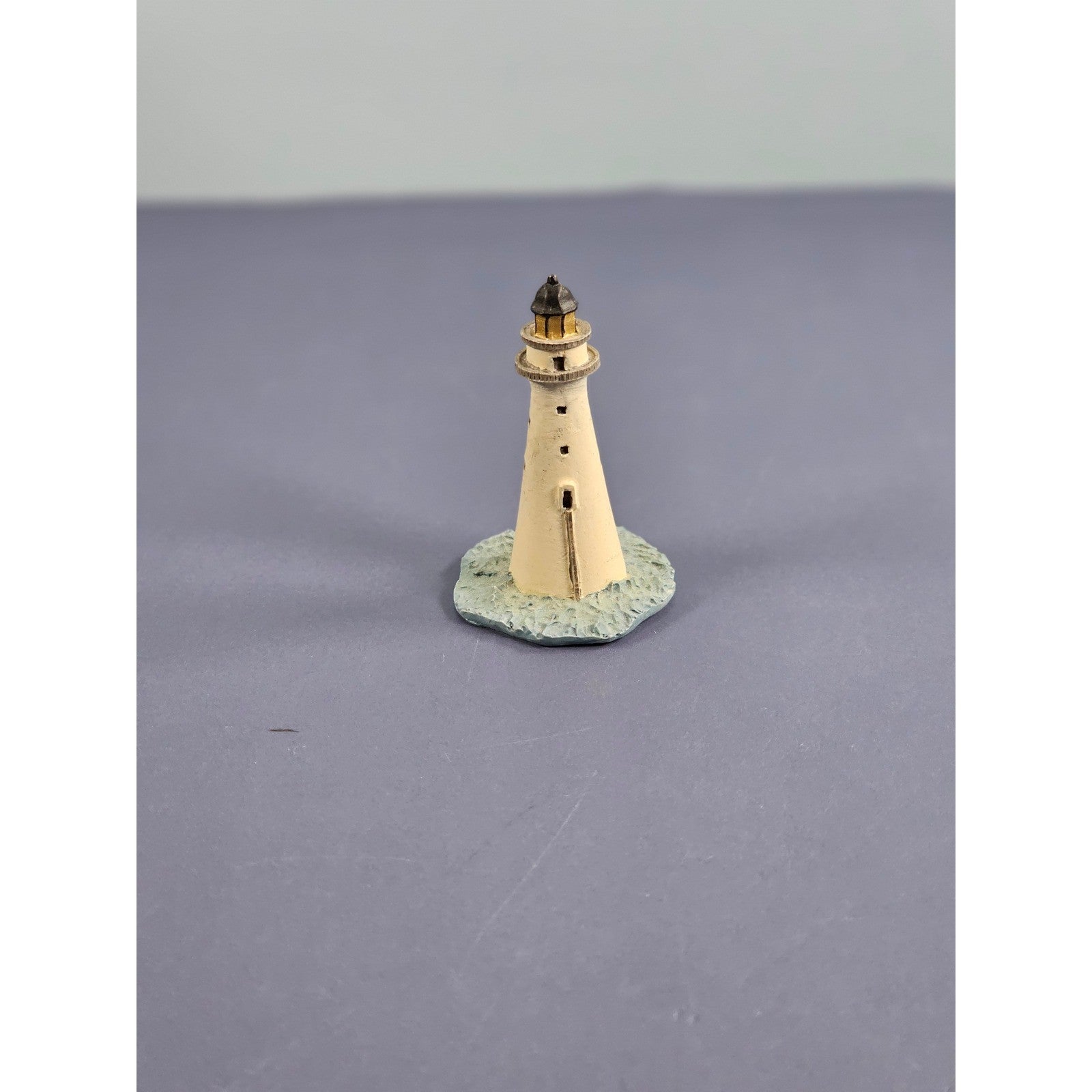Vintage Minots Lighthouse Thimble Miniature Lighthouse Collectible