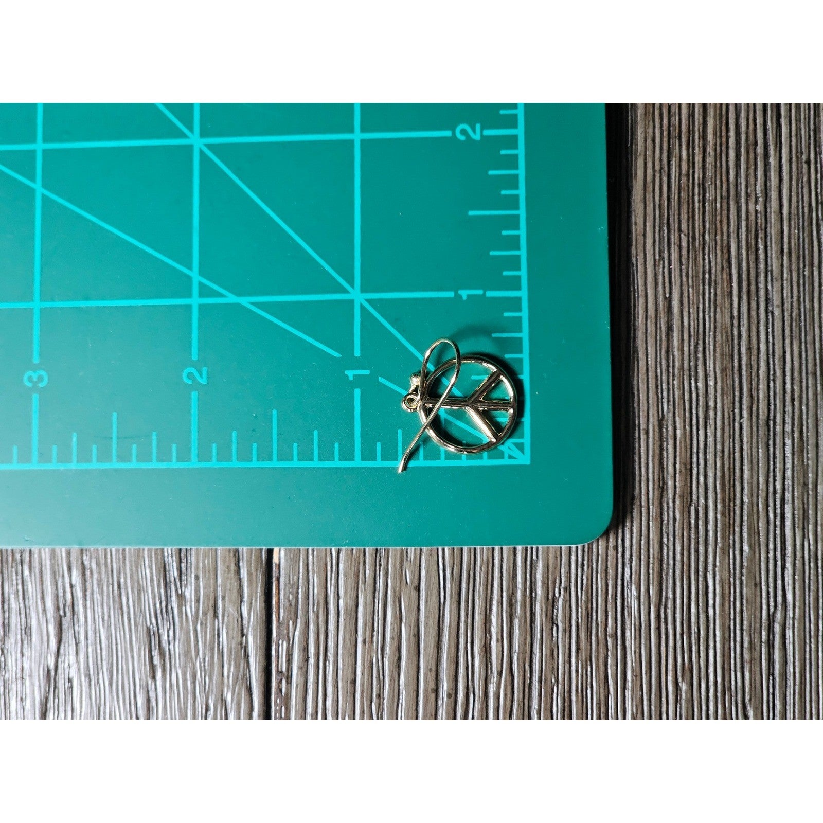 Vintage Gold Tone Peace Sign Dangle Earrings Boho Retro Jewelry