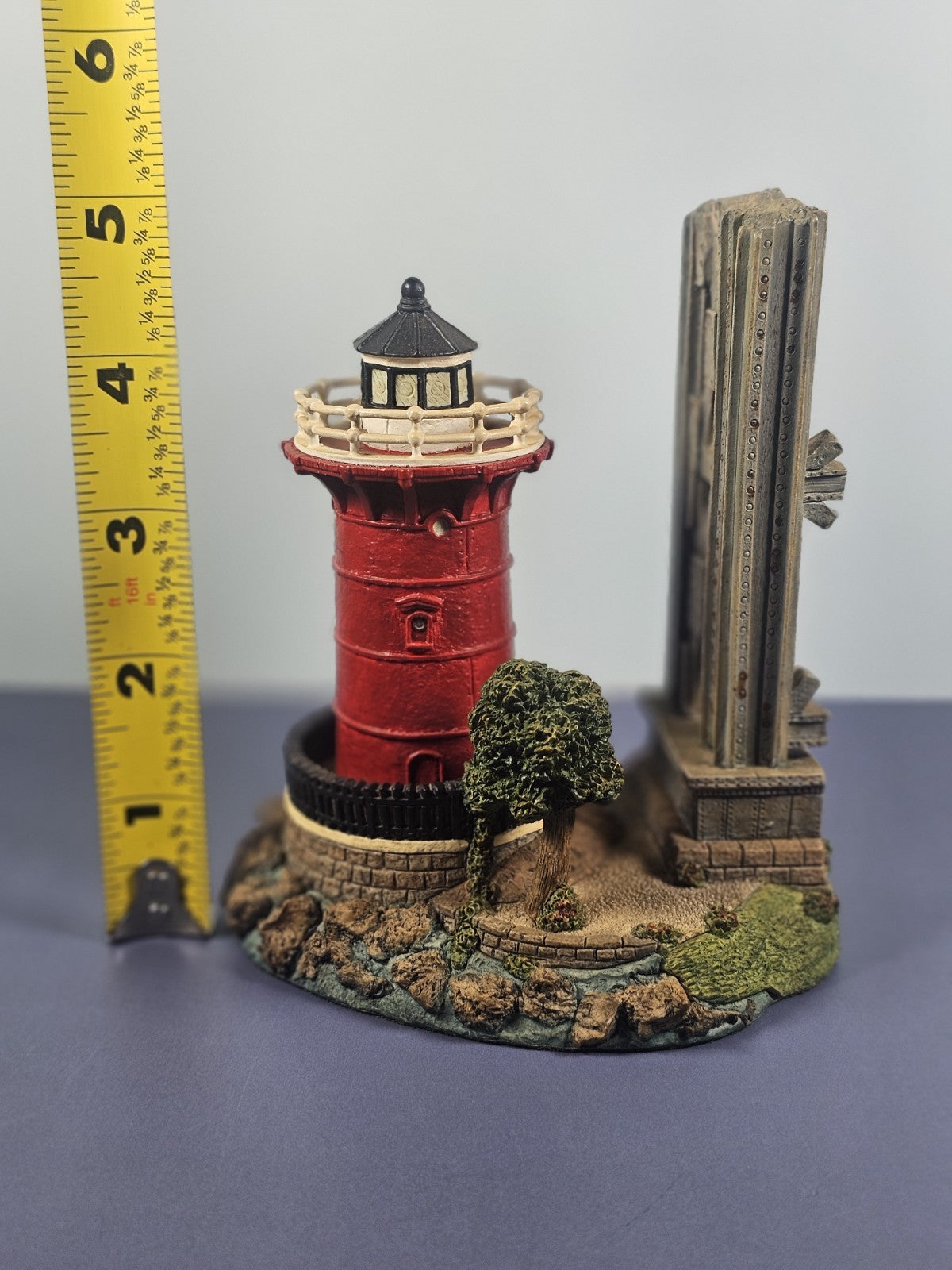 Vintage Harbour Lights #195 Jeffrey's Hook Lighthouse, New York -1997 - COA