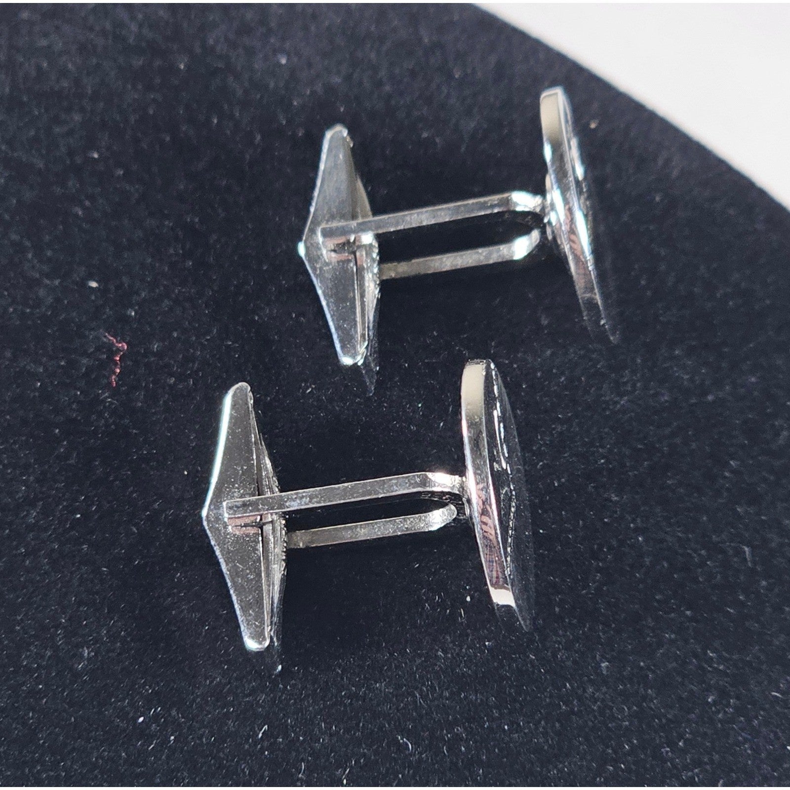 Vintage Silver Tone Round Cufflinks Leaf Engraved Design