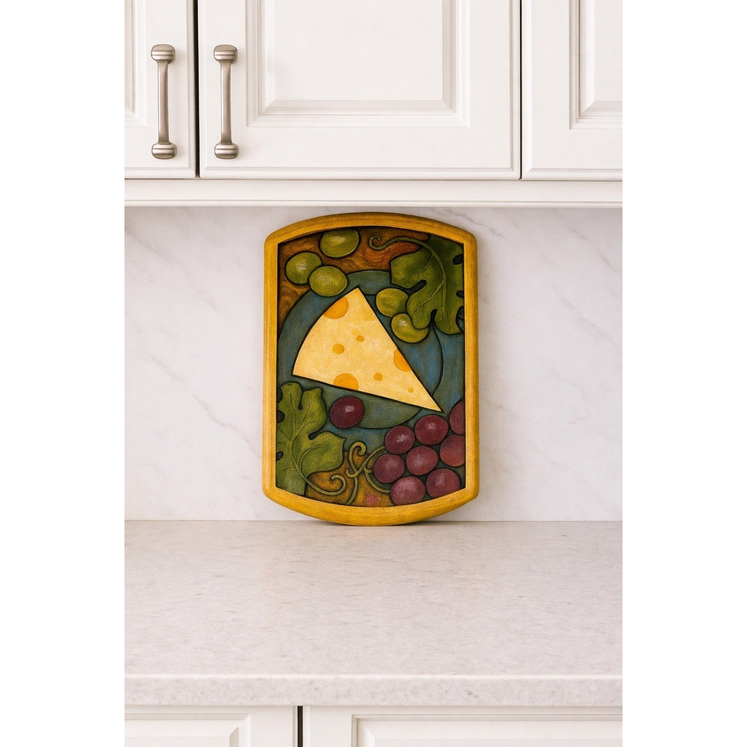 Joie de Vivre Resin Cheese Board & Serving Tray – Grapes, Cheese Motif – Vintage