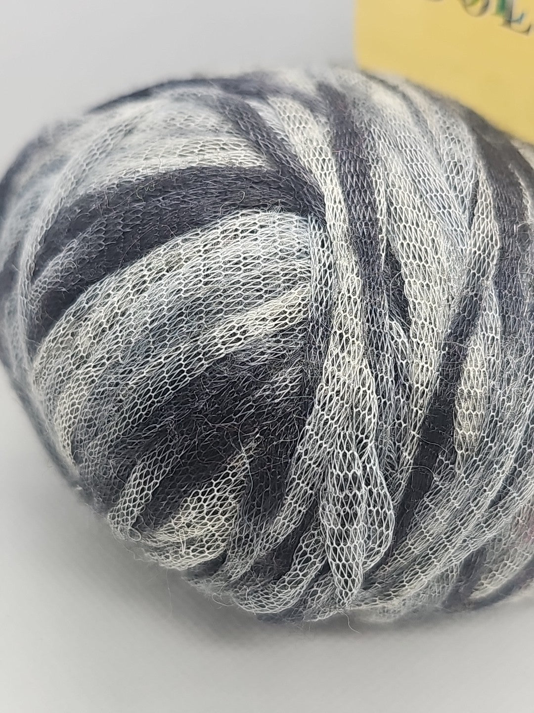 Katia DOLBY Yarn  Color#555-Black & Gray 50g/137yds Wool Blend