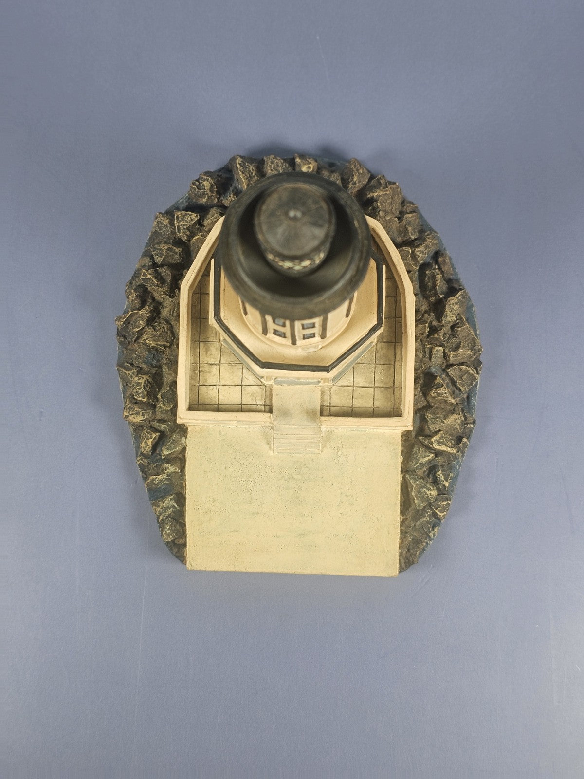 Danbury Mint Los Angeles Harbor Light, CA. BEACONS BY THE SEA LIGHTHOUSE