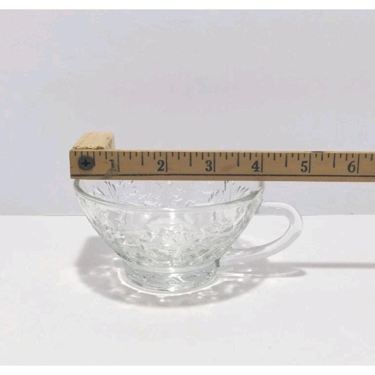 Princess House Fantasia Cup Poinsettia Crystal Pedestal Glass