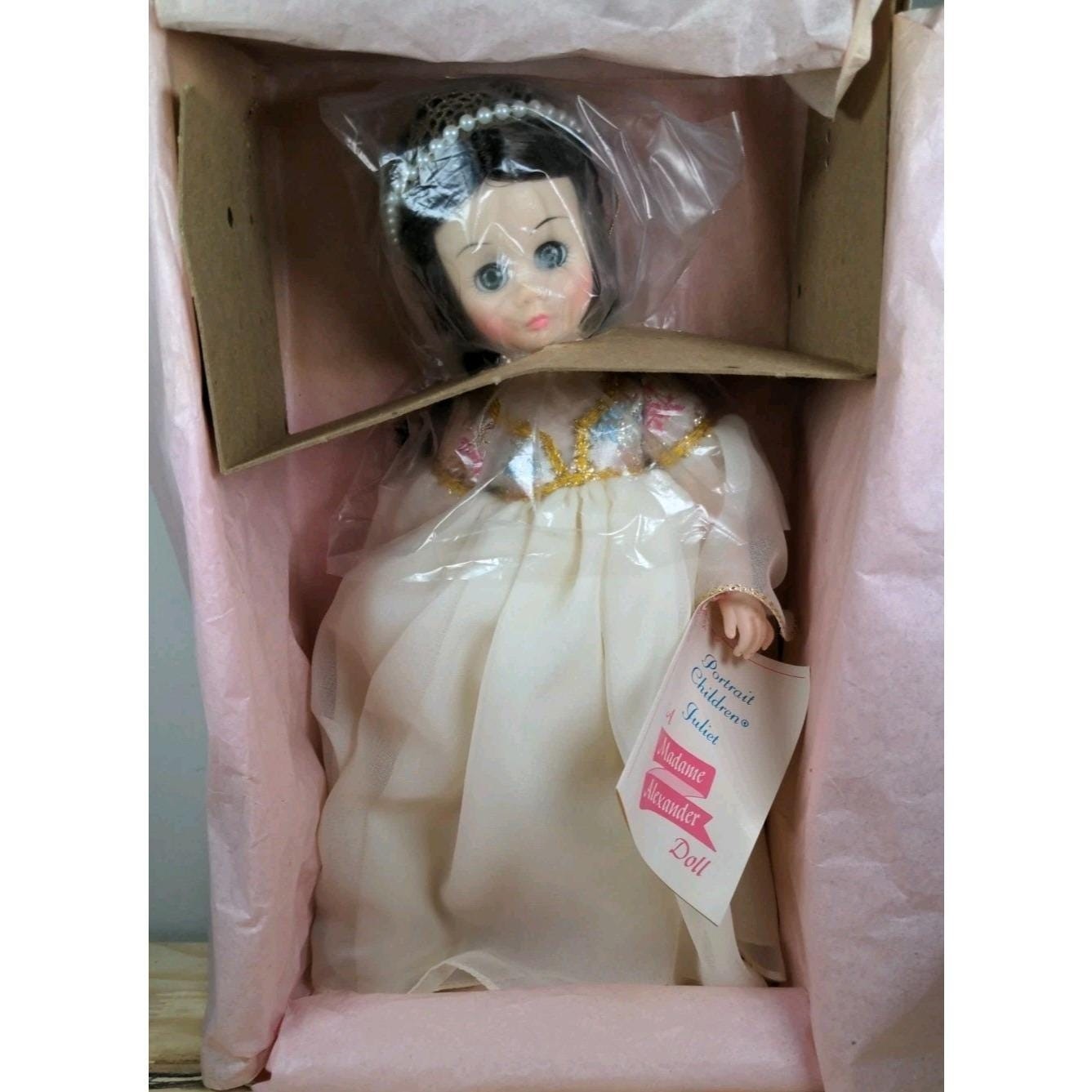 Vintage Madame Alexander Juliet Doll Portrait Children Series w Box