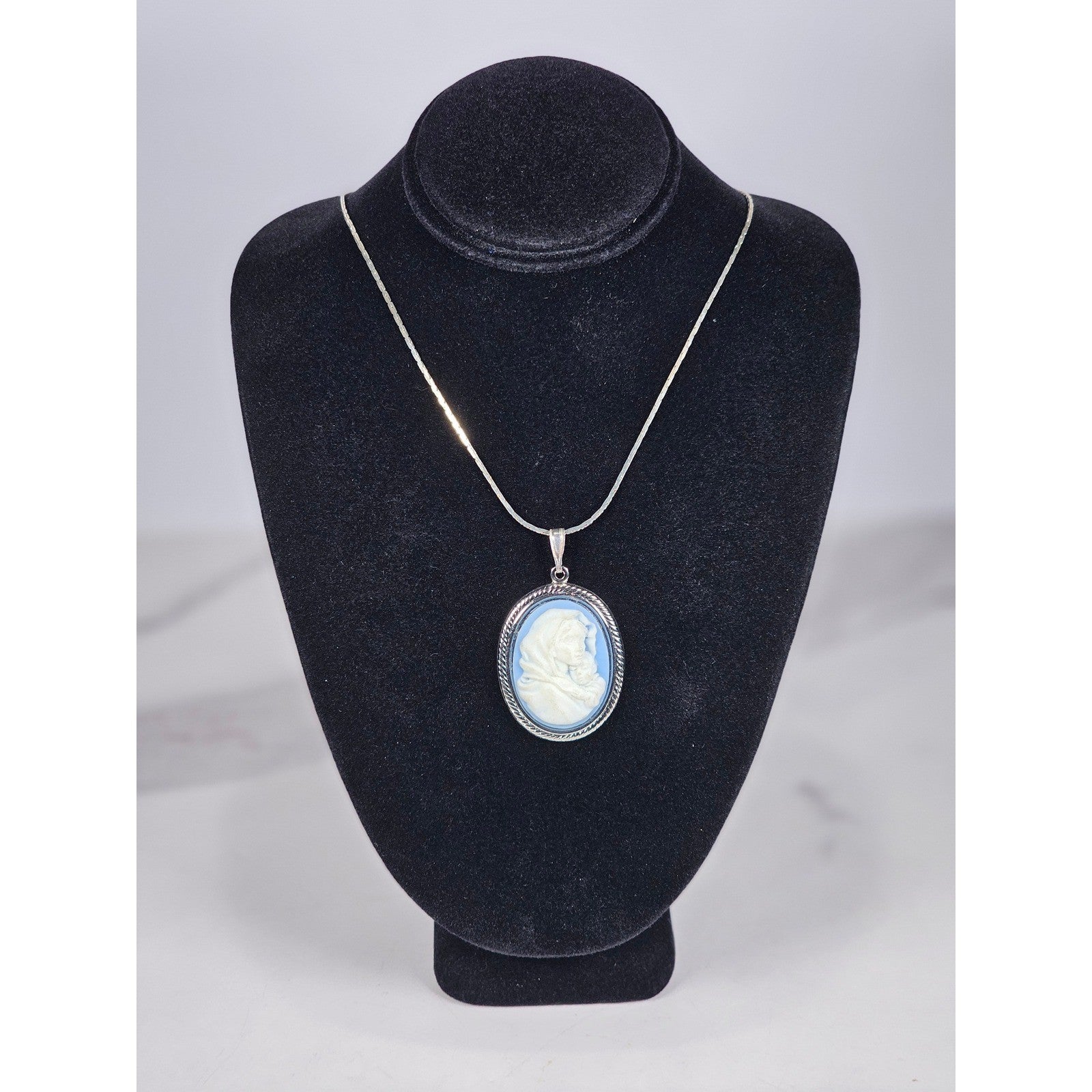 Vintage Blue Madonna and Child Cameo Pendant Necklace Silver Tone