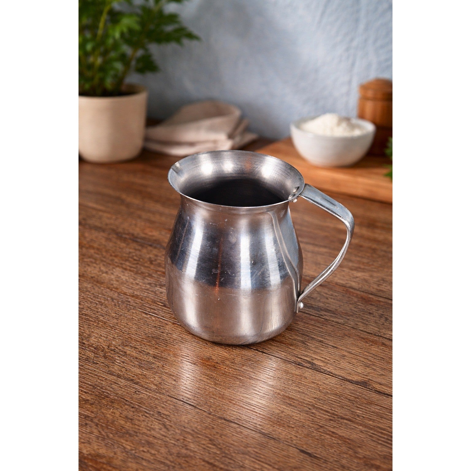 Vintage IMUSA Aluminum Pitcher with Handle and Pour Spout