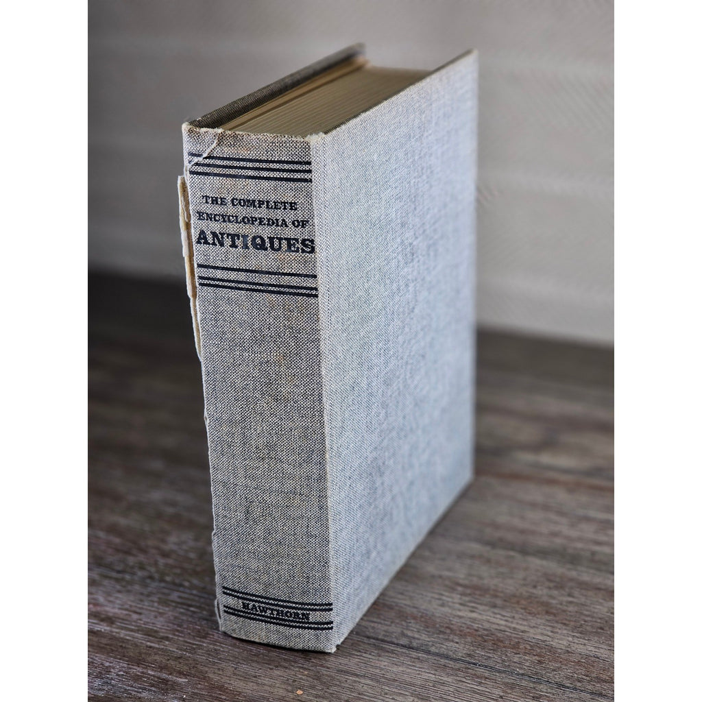 The Complete Encyclopedia of Antiques 1962 First Edition Hardcover