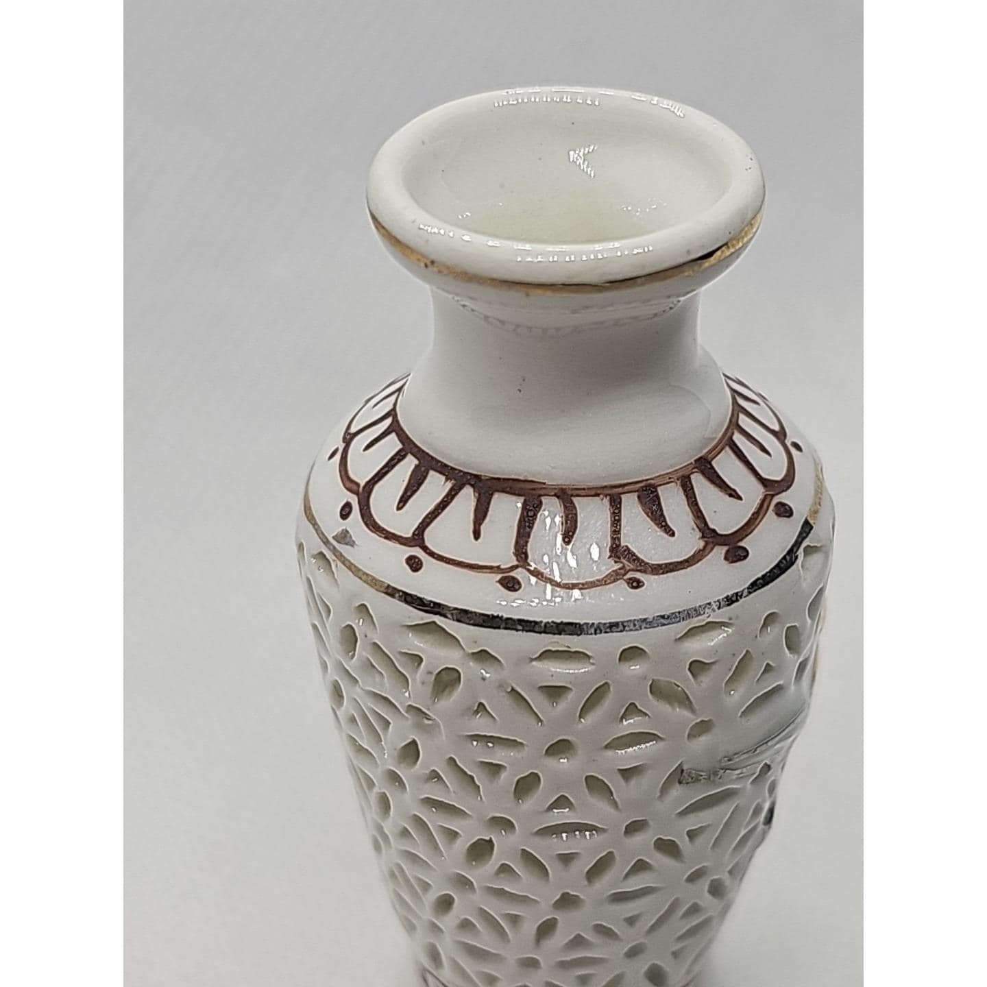 Vintage Porcelain Miniature Vase Lily Flower 2.5 Inch