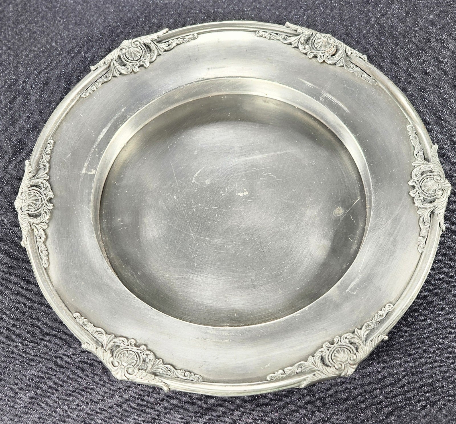 Vintage Finstain Les Potstainiers Hutois Collectible Pewter Plate 12" With Ornat