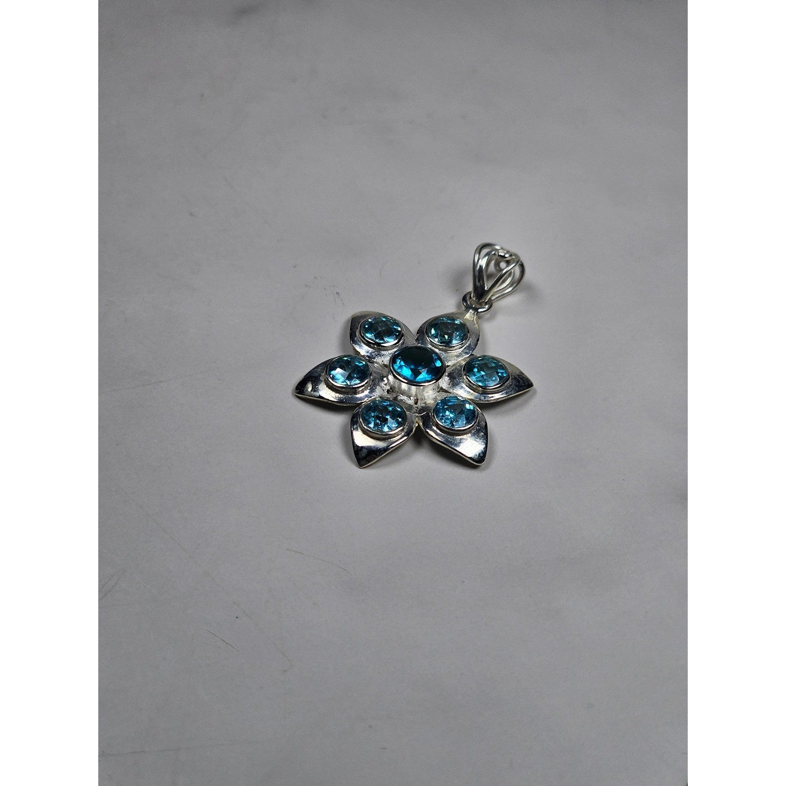 Vintage Sterling Silver Blue Stone Flower Pendant .925 Floral Necklace Charm