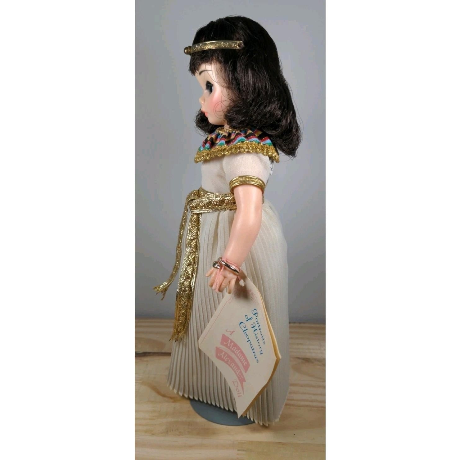 Madame Alexander Cleopatra Doll with Original Box Stand & Tags Vintage