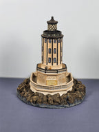 Danbury Mint Los Angeles Harbor Light, CA. BEACONS BY THE SEA LIGHTHOUSE