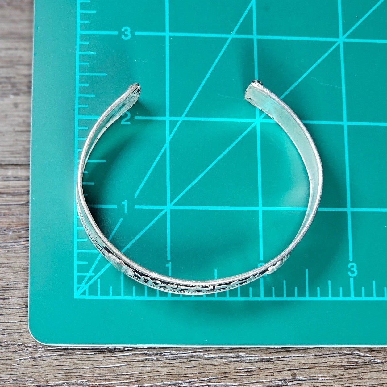 Vintage Silver Tone Cuff Bracelet Script Panel Leaf Accents