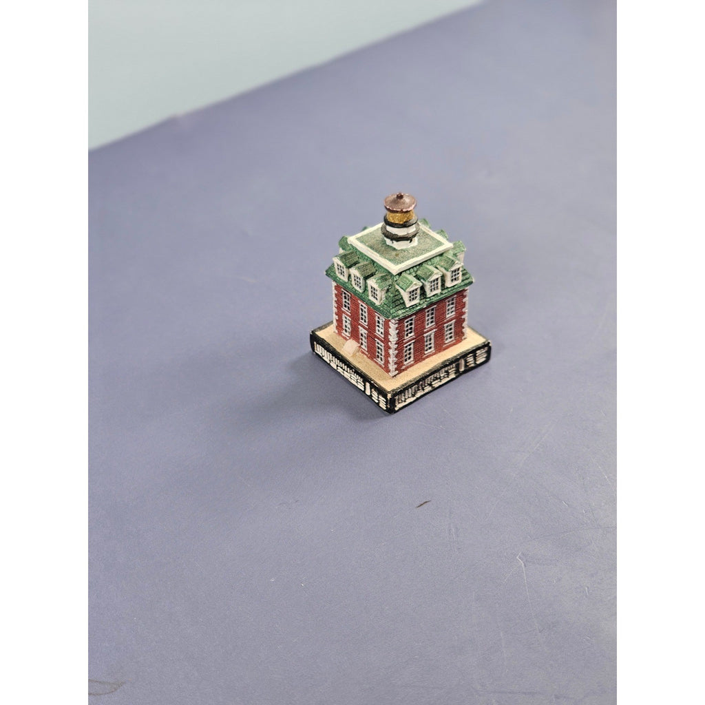 Vintage New London Ledge Lighthouse Thimble Miniature Collectible