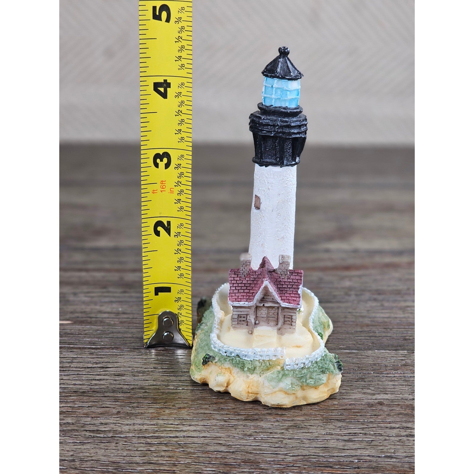 Resin Lighthouse Figurine Coastal Decor Mini Lighthouse Nautical Accent