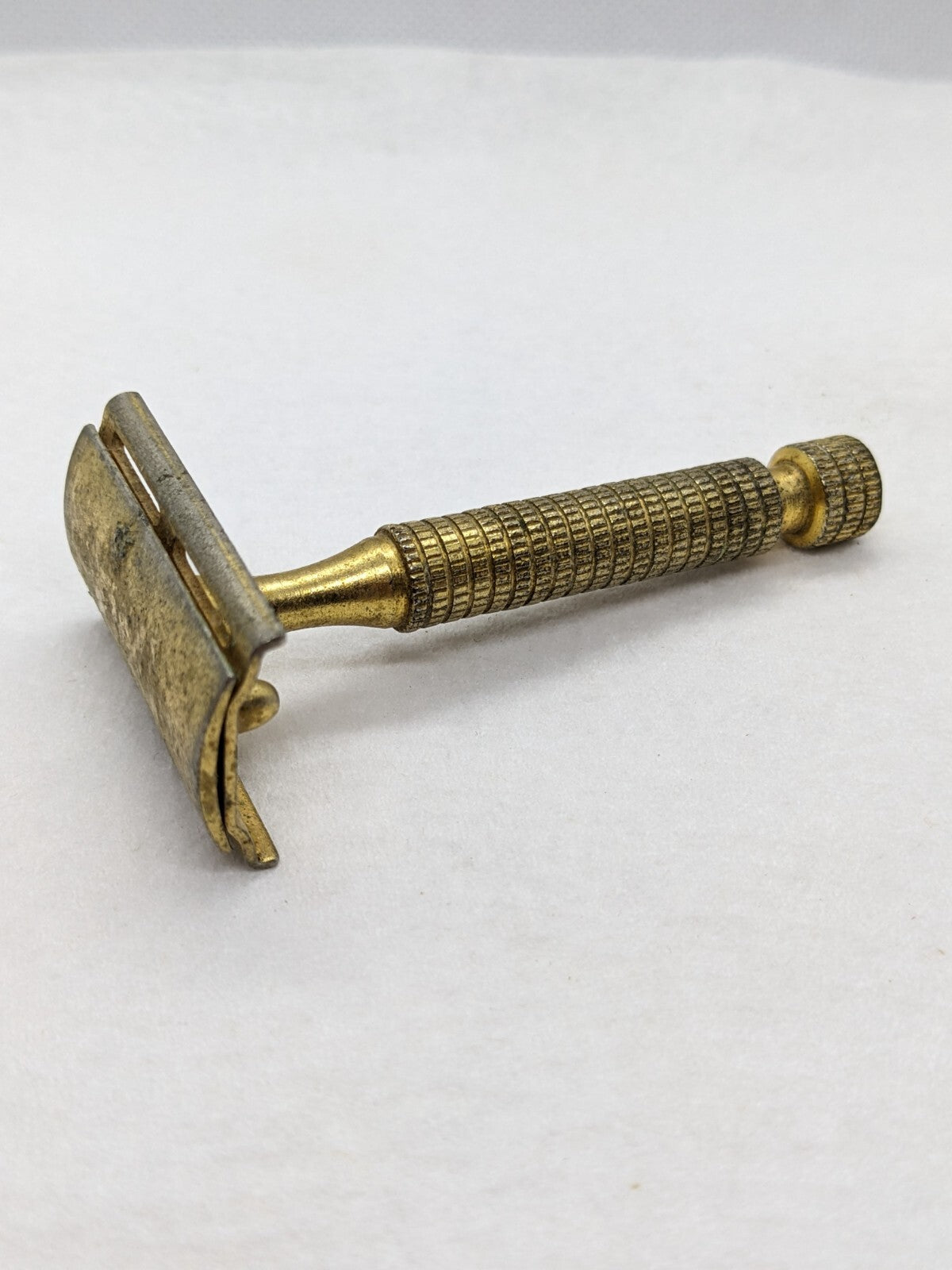 Vintage STAR Gold-Plated Safety Razor – Mid-Century Grooming Collectible