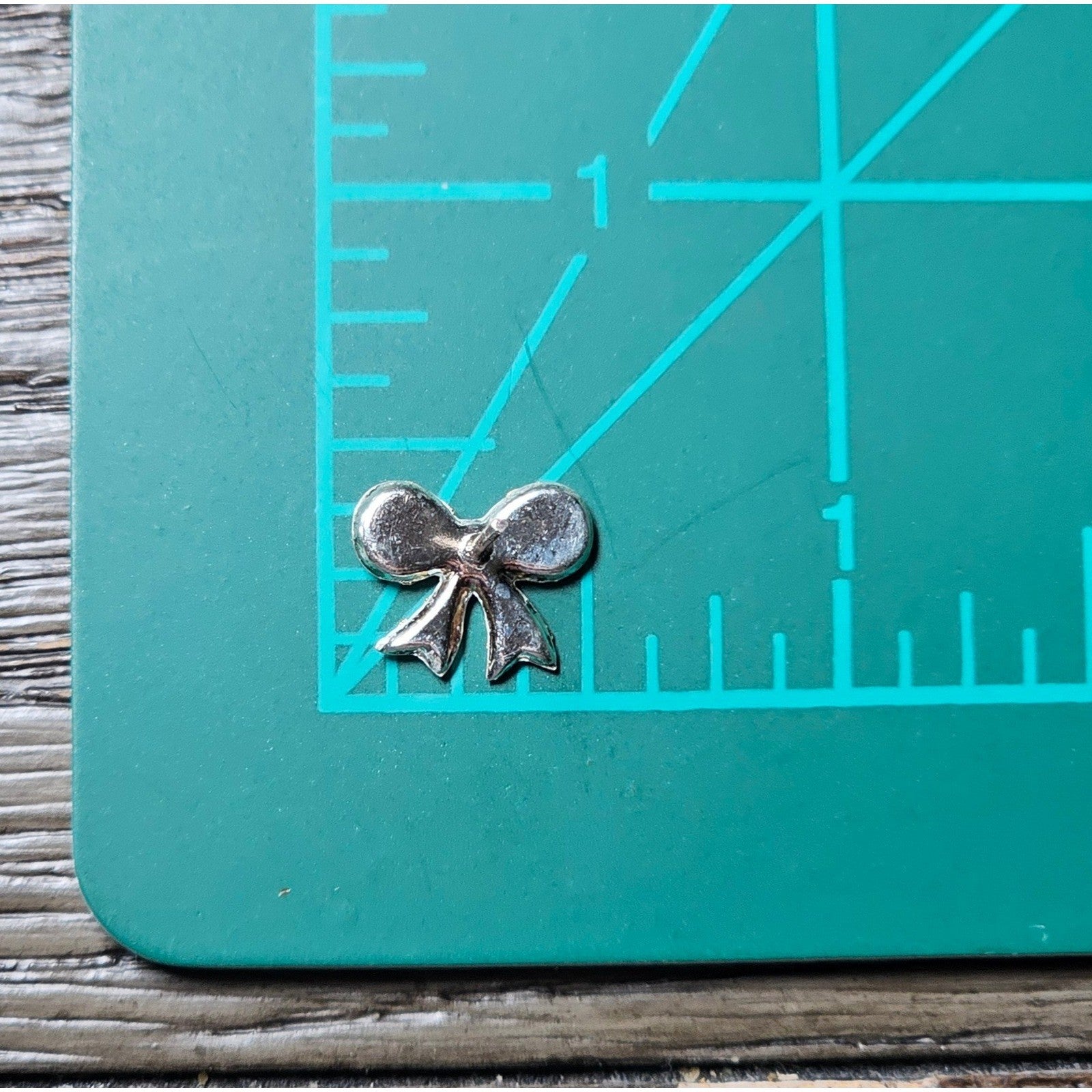 Vintage Rhinestone Bow Stud Earrings Silver Tone