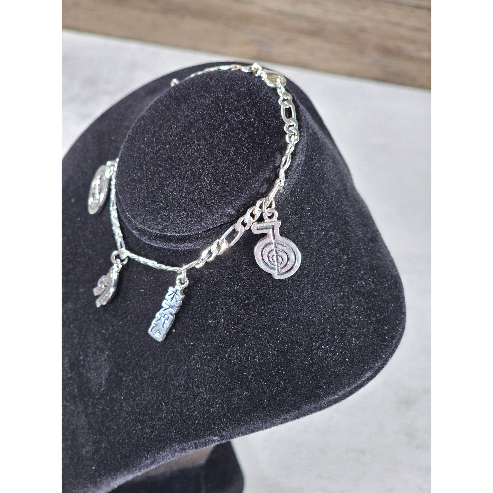 Vintage Southwestern Charm Bracelet Silver Tone Figaro Chain