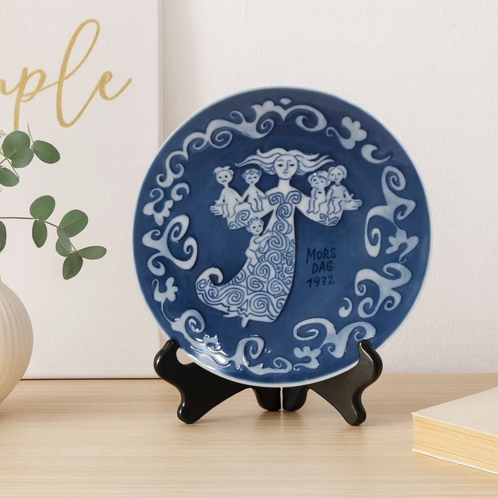Vintage Royal Copenhagen Mors Dag Mothers Day Collector Plate 1972 Denmark 6" Bl