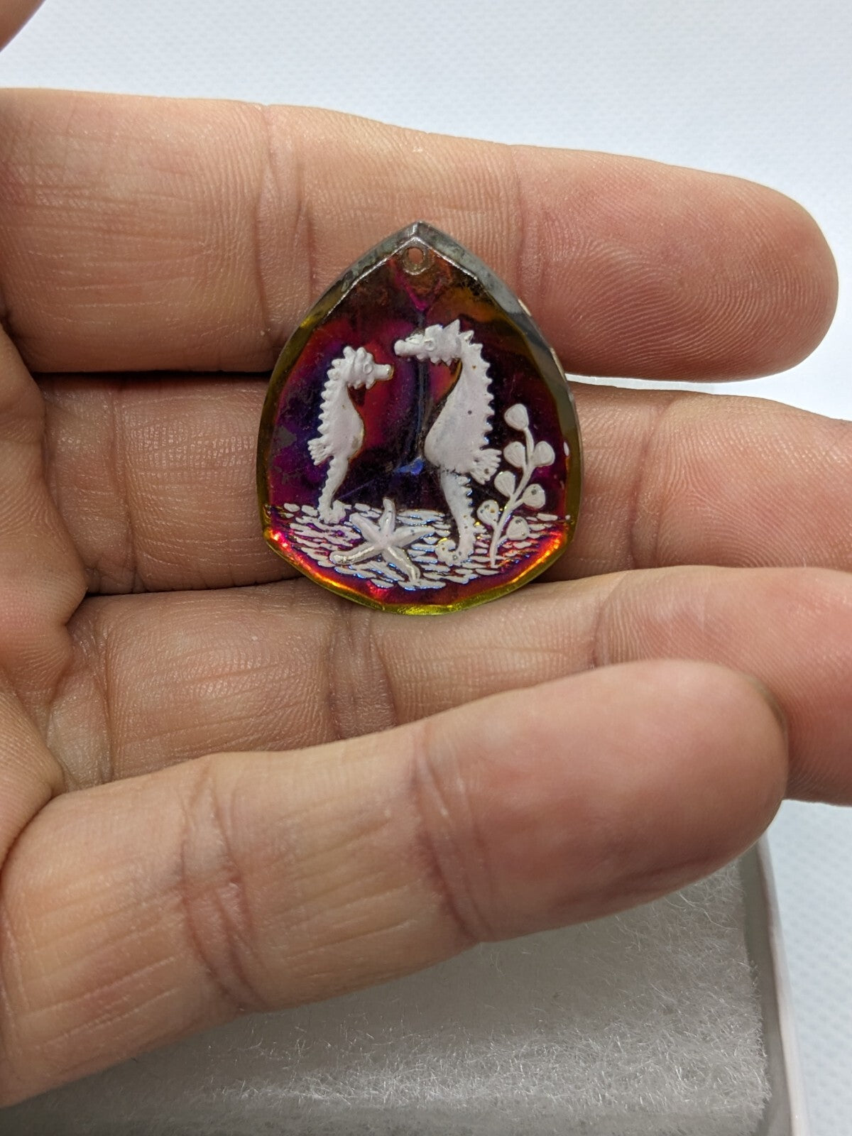 Acrylic Prismatic Pendant of Two Seahorses and a Starfish