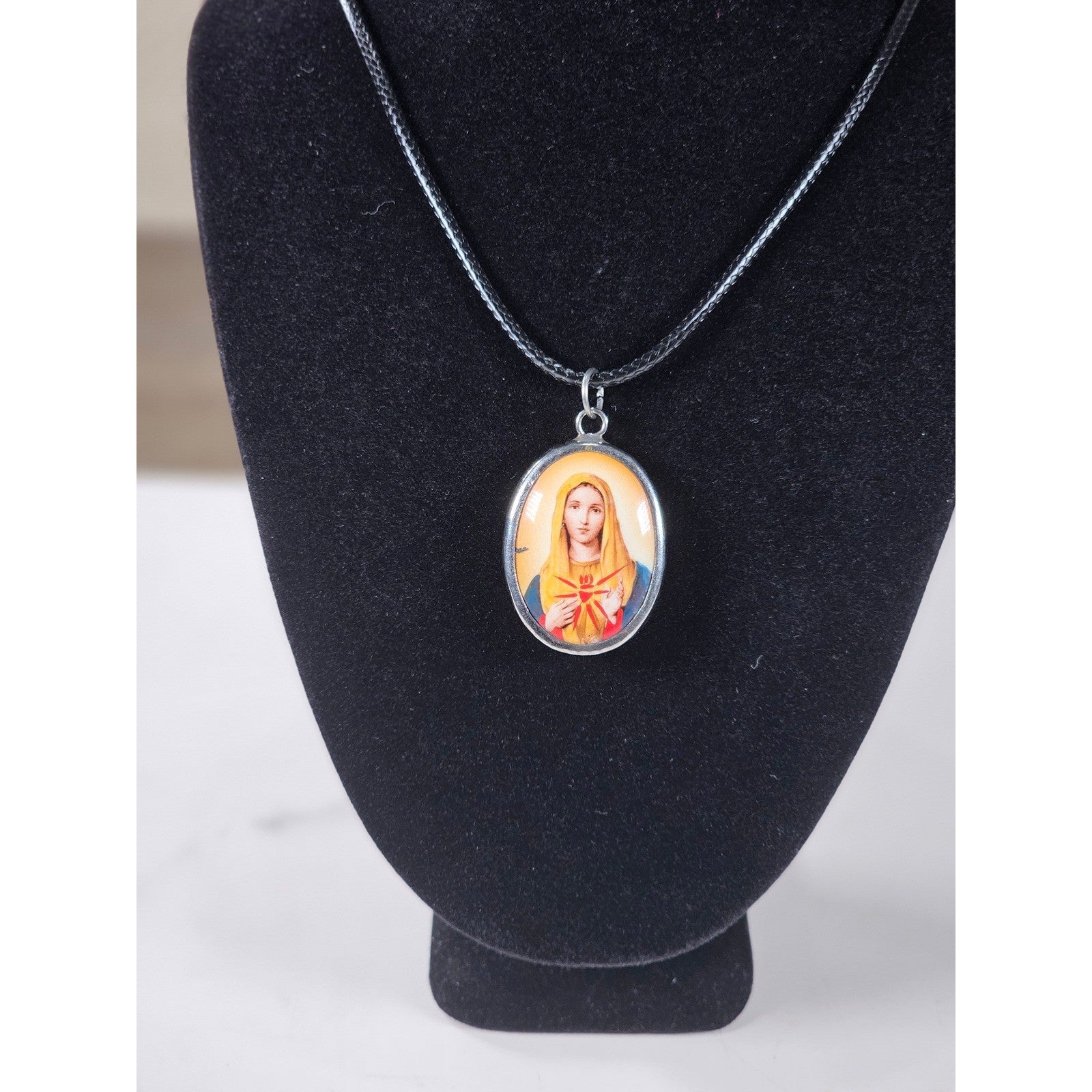 Vintage Sacred Heart Pendant Necklace Oval Catholic Medal