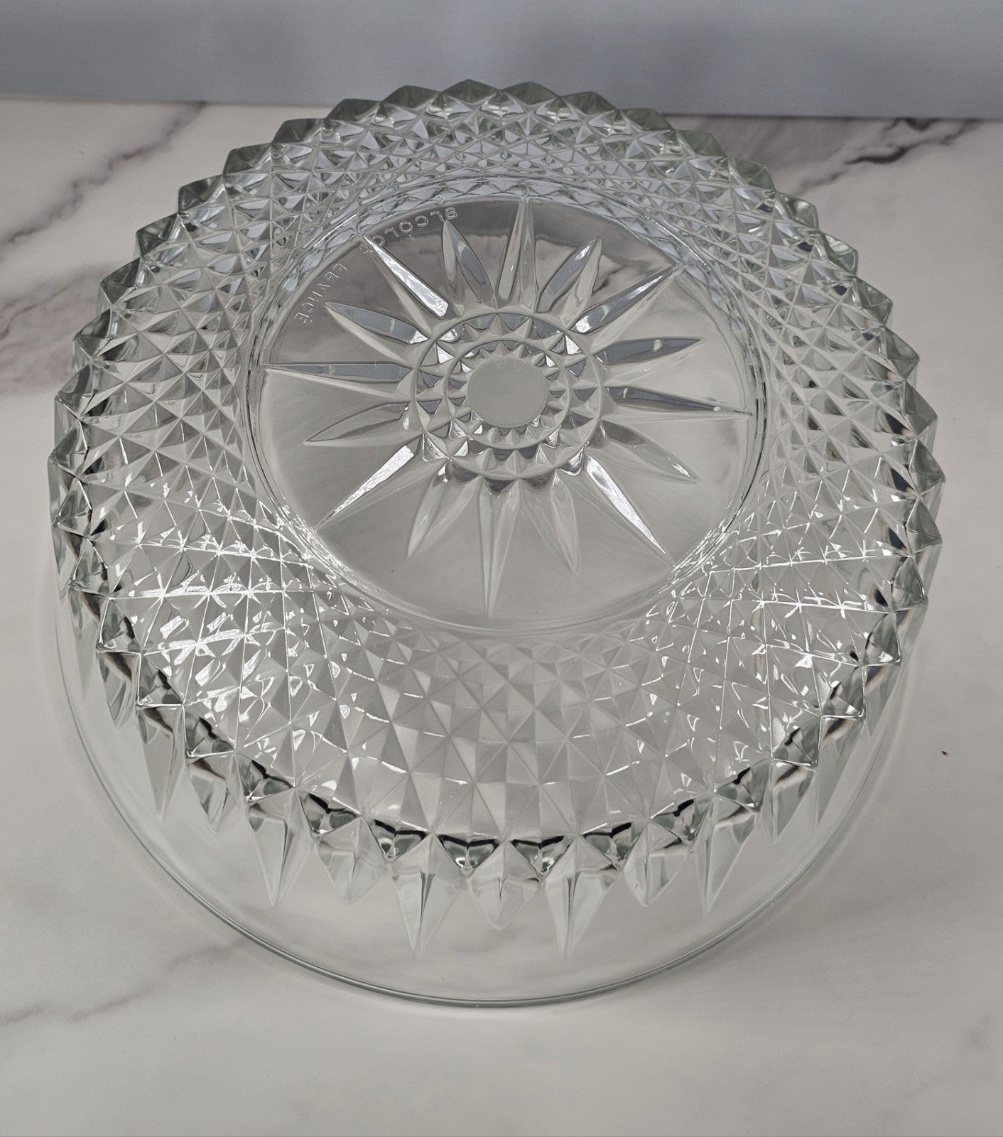 Vintage 9" Arcoroc JG Durand Clear Glass Diamant Salad Vegetable Serving Bowl
