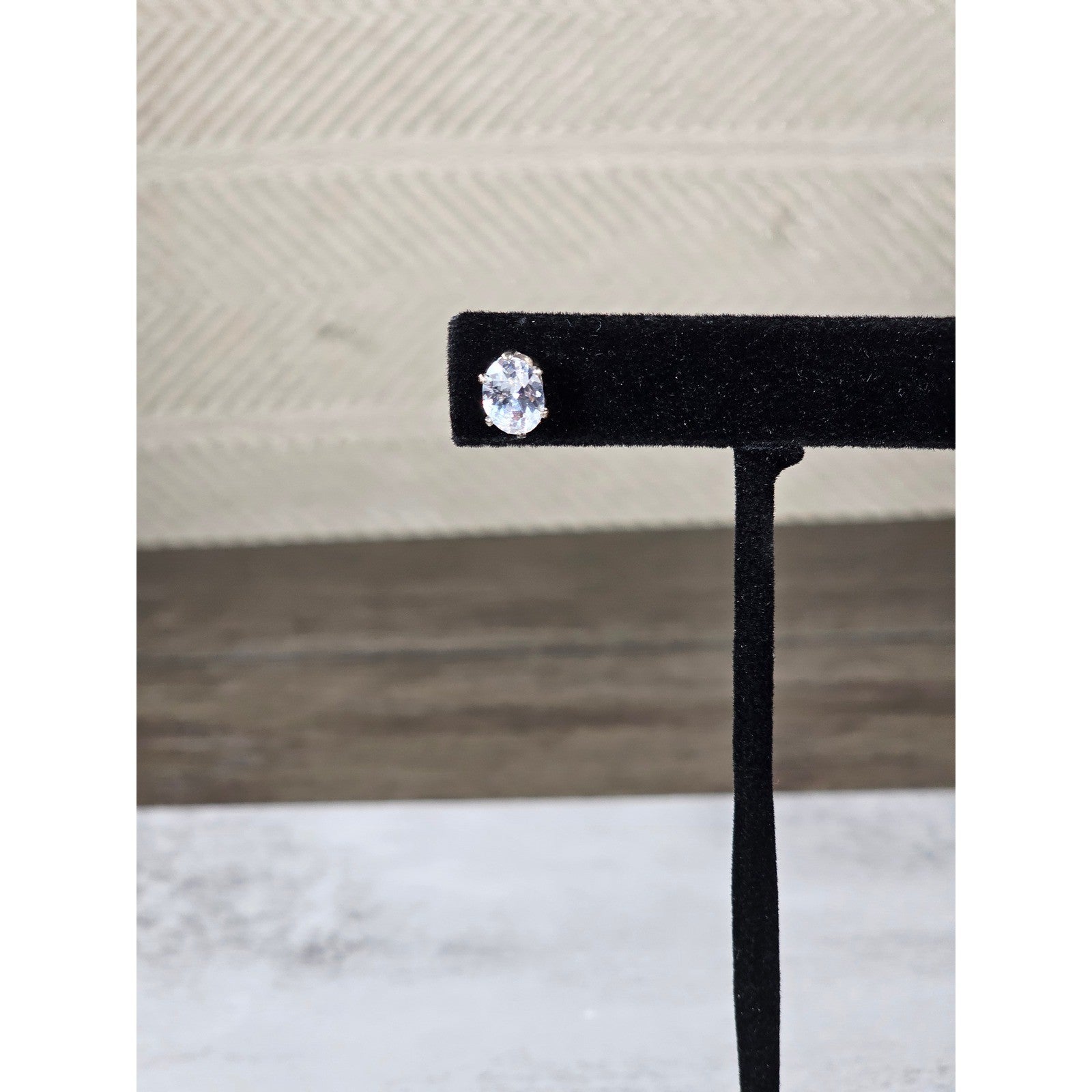 Vintage Oval Clear Rhinestone Stud Earrings Silver Tone Posts