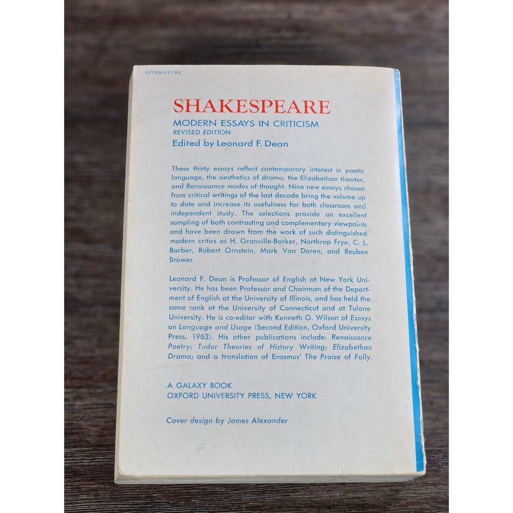 Shakespeare Modern Essays in Criticism 1967 OUP Paperback