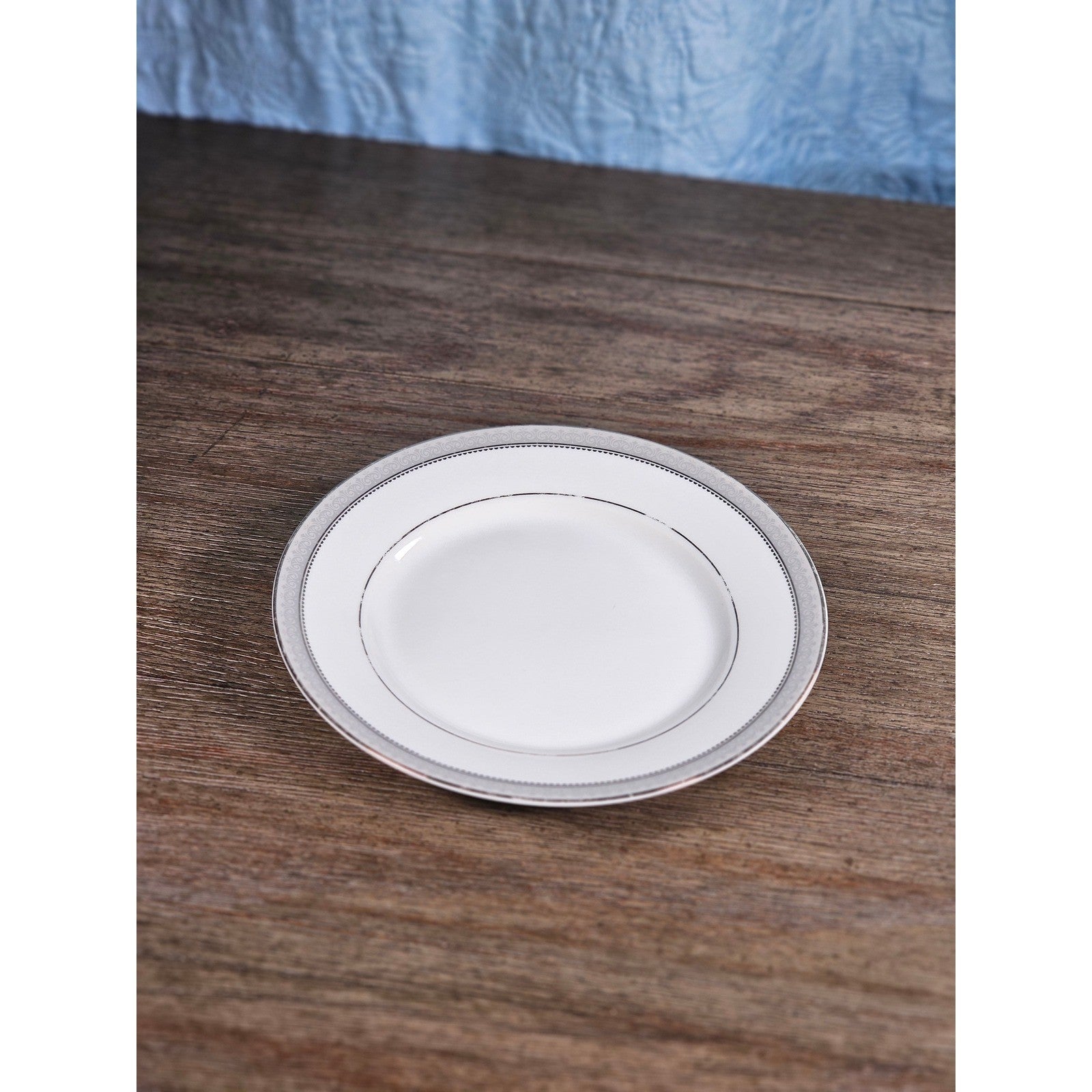 Vintage Mikasa Platinum Crown L3428 Dinner Plate 8 Inch Fine China