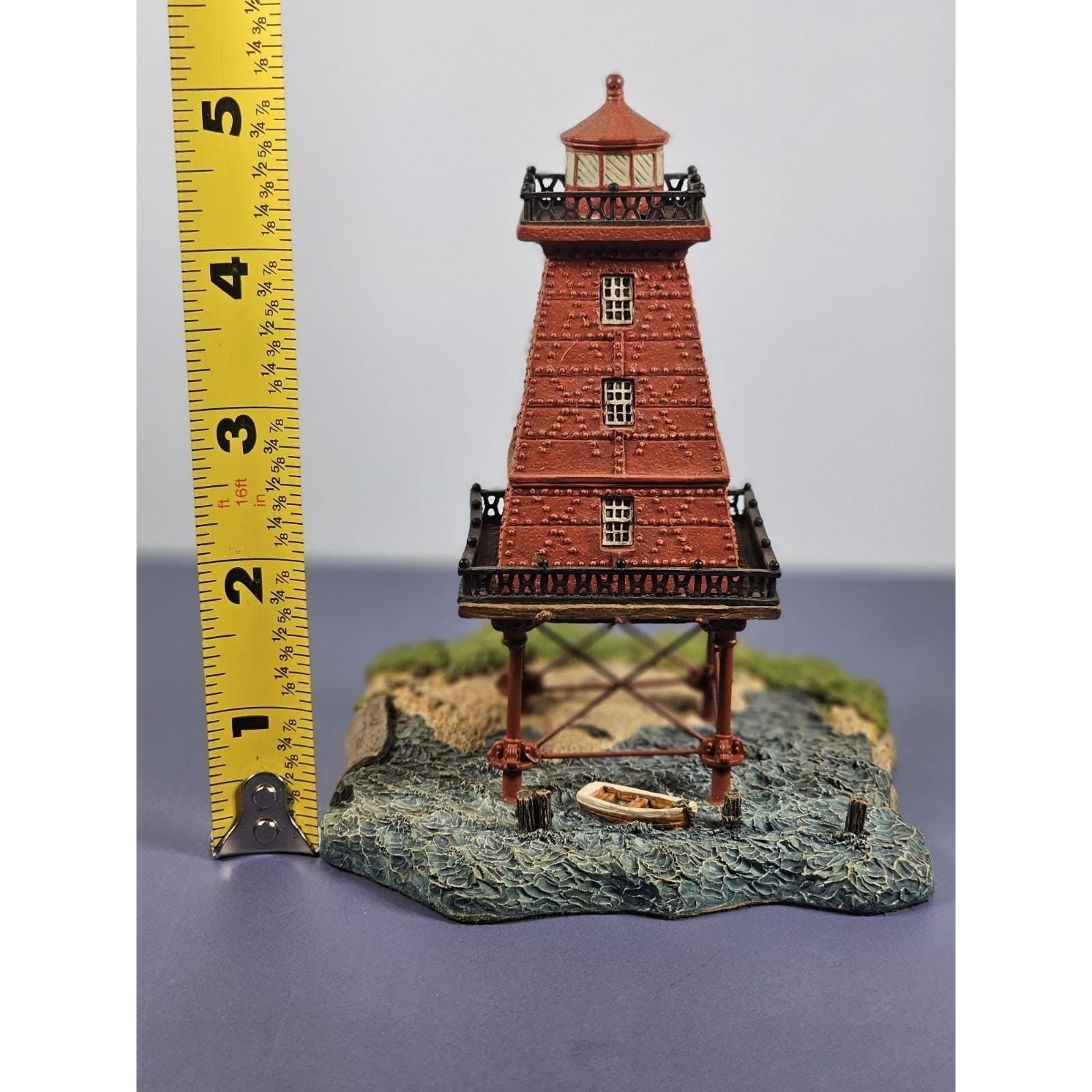 Harbour Lights Southwest Reef Lighthouse w/ COA Exclusive
