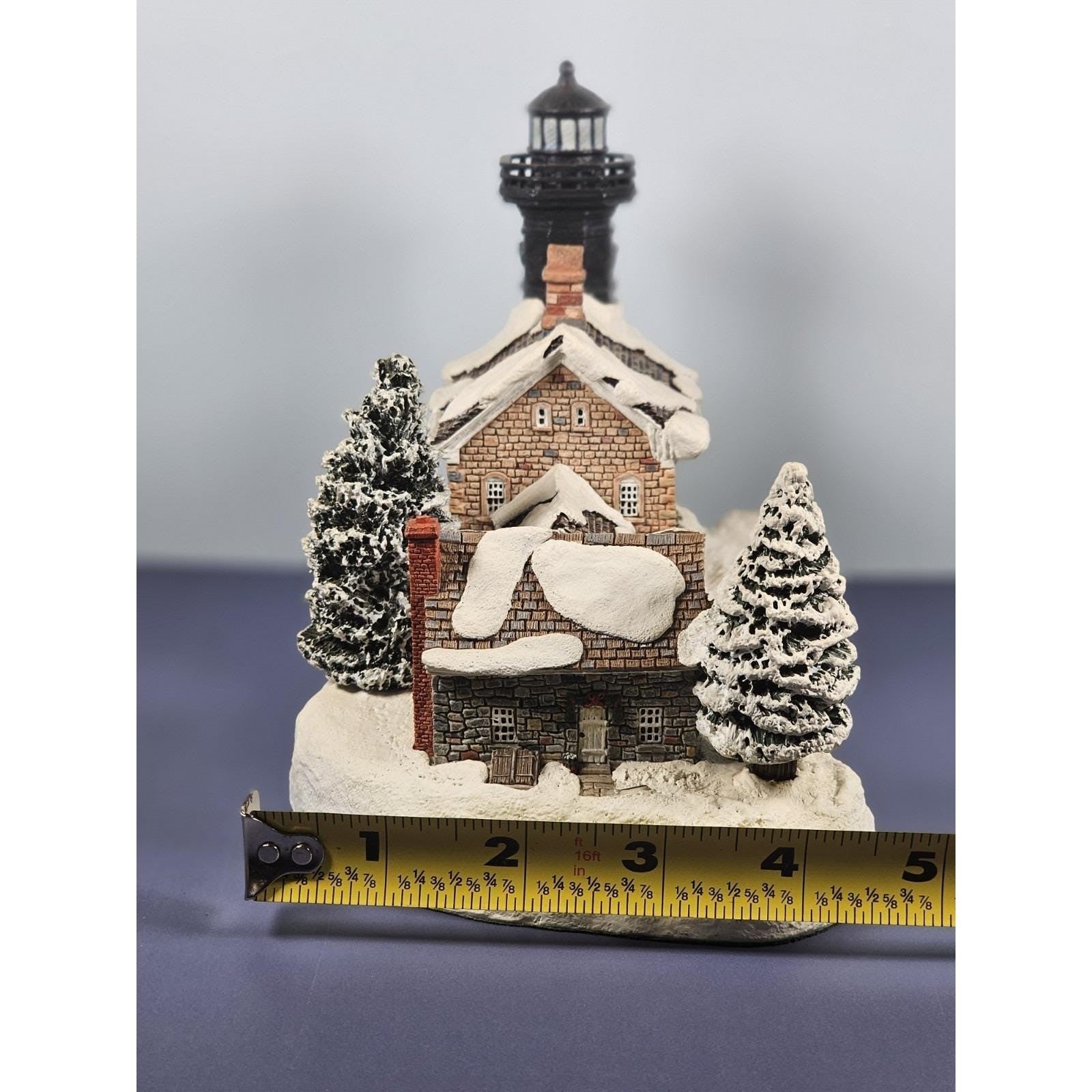 Harbour Lights Old Field Point Lighthouse Christmas COA