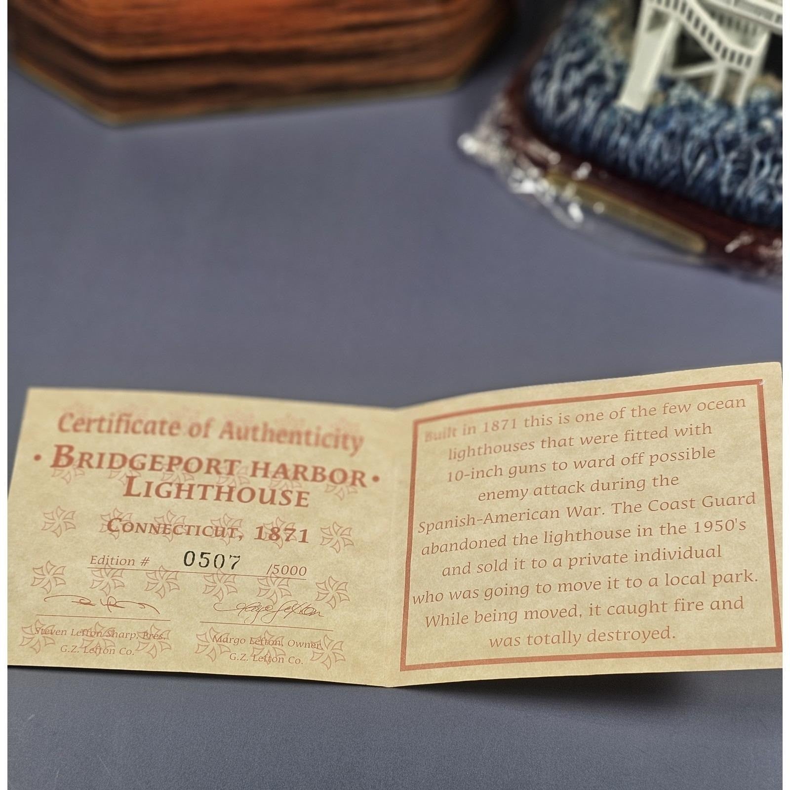Lefton Bridgeport Harbor Lighthouse Lost Lights w/ Box COA