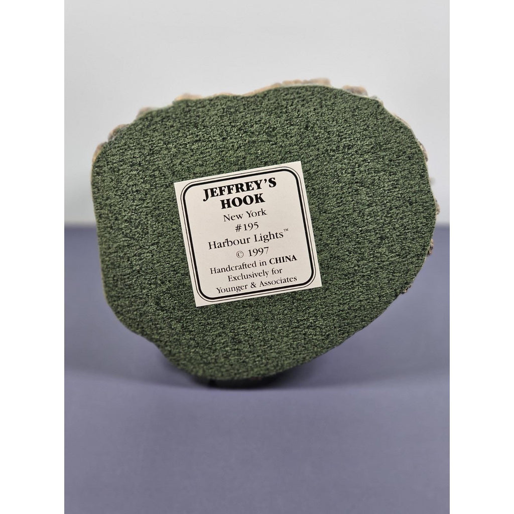 Harbour Lights Jeffreys Hook Lighthouse 1997 w/ COA