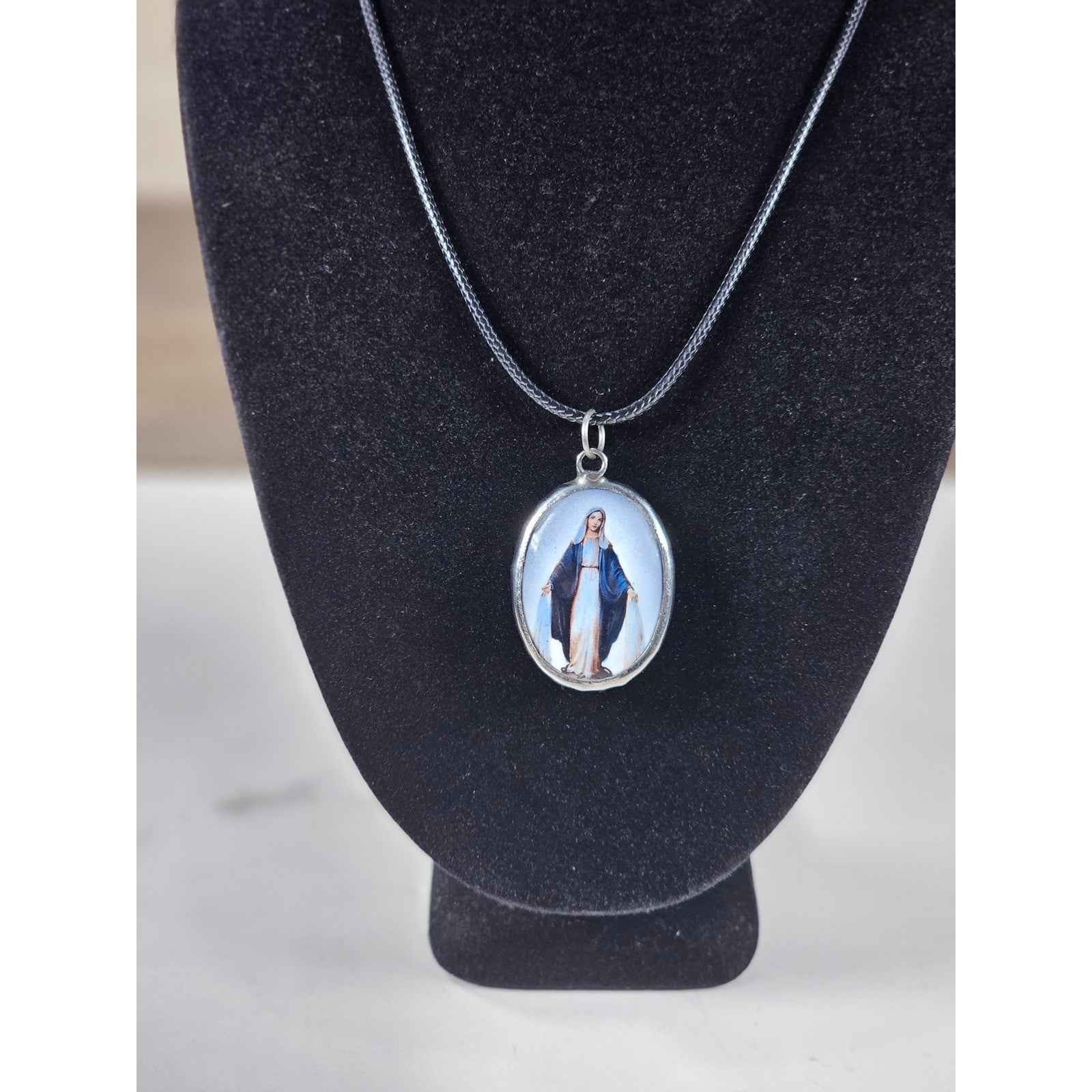 Vintage Madonna Pendant Necklace Oval Religious Medallion