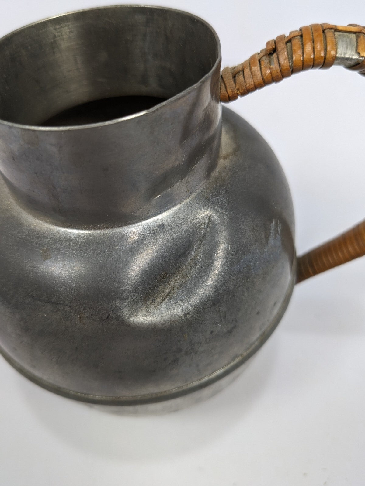 Vintage Rogers Solid Pewter Coffee Pot – Mid-Century Rattan-Handled #1172