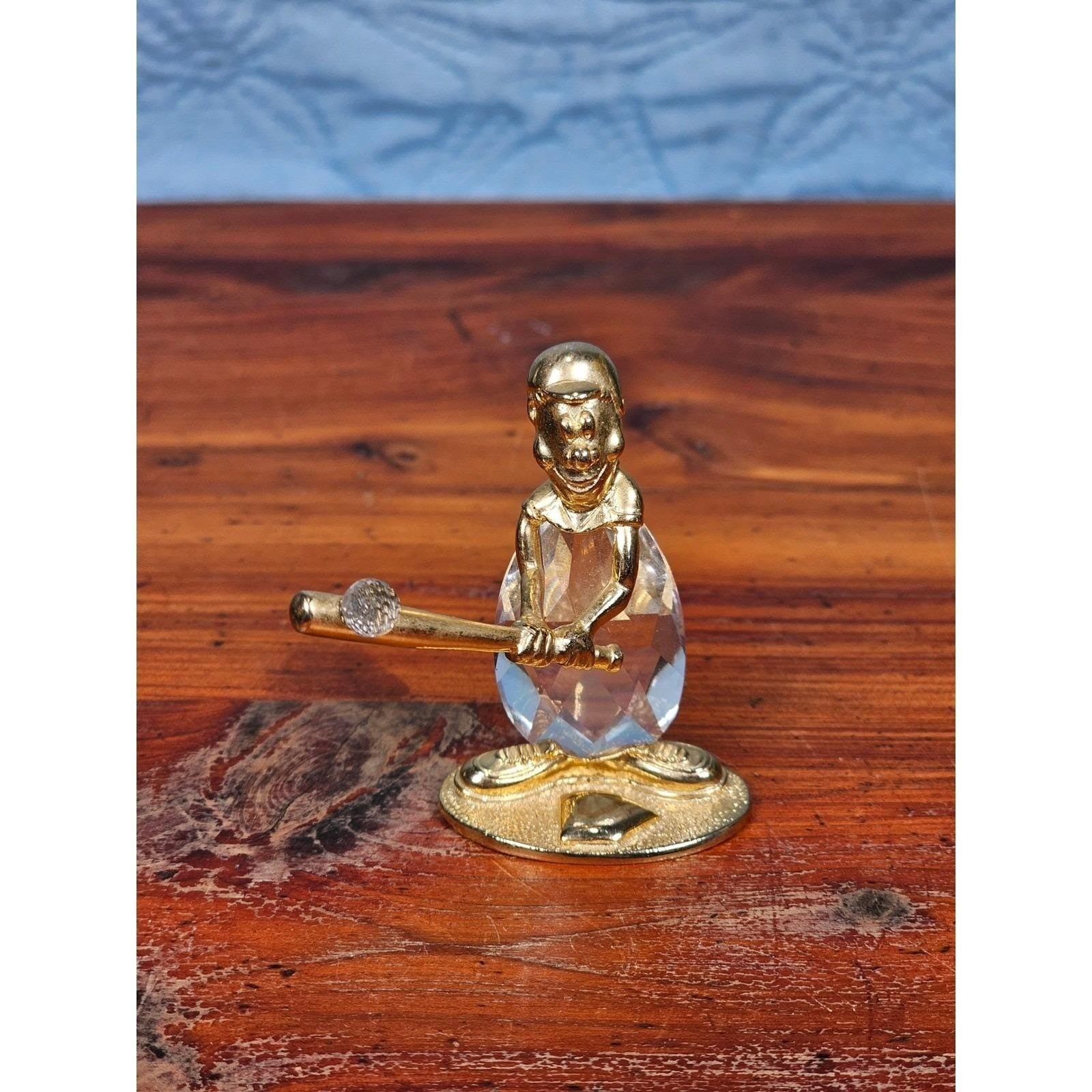 Mannon 1988 Crystal Baseball Batter Figurine Gold Tone Base