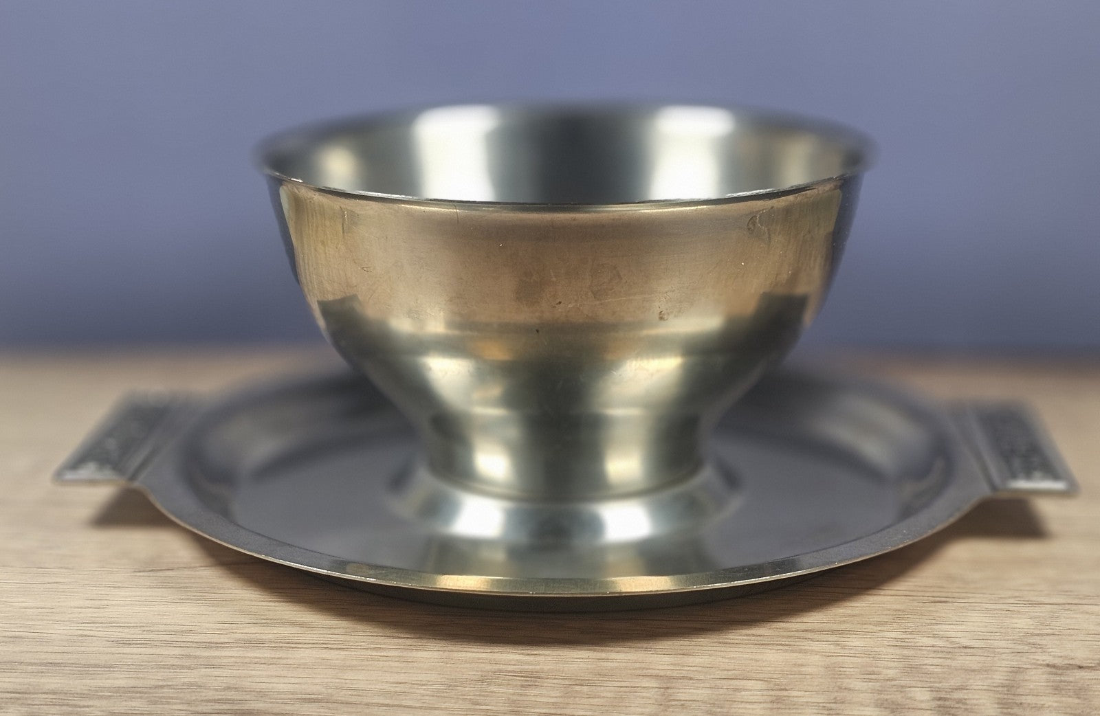 International Decorator Stainless Steel Gravy Bowl With Attached Plate Elegant