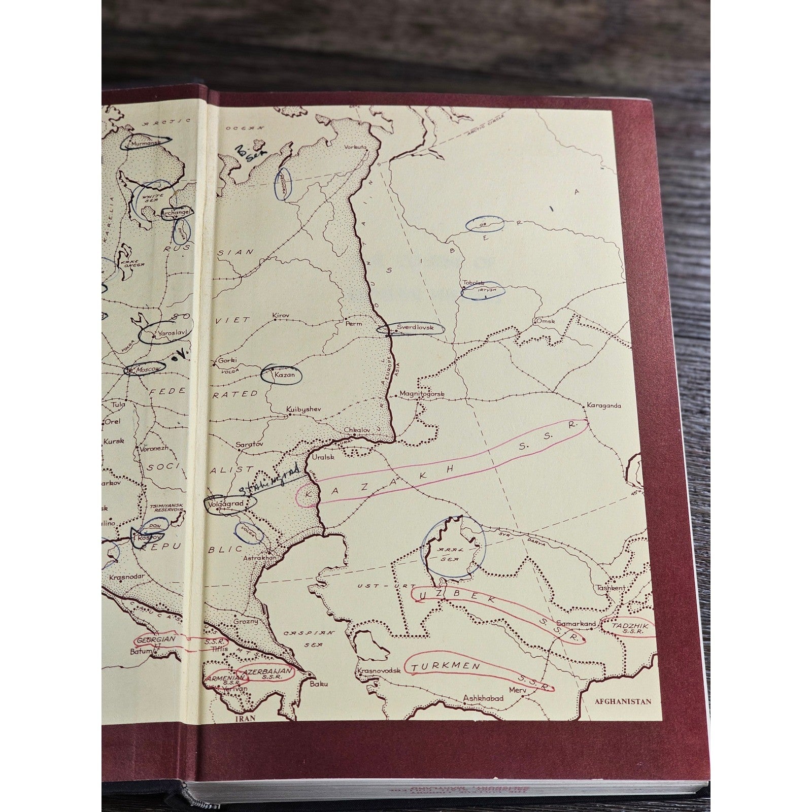 The Course of Russian History 2nd Ed 1963 Macmillan HC