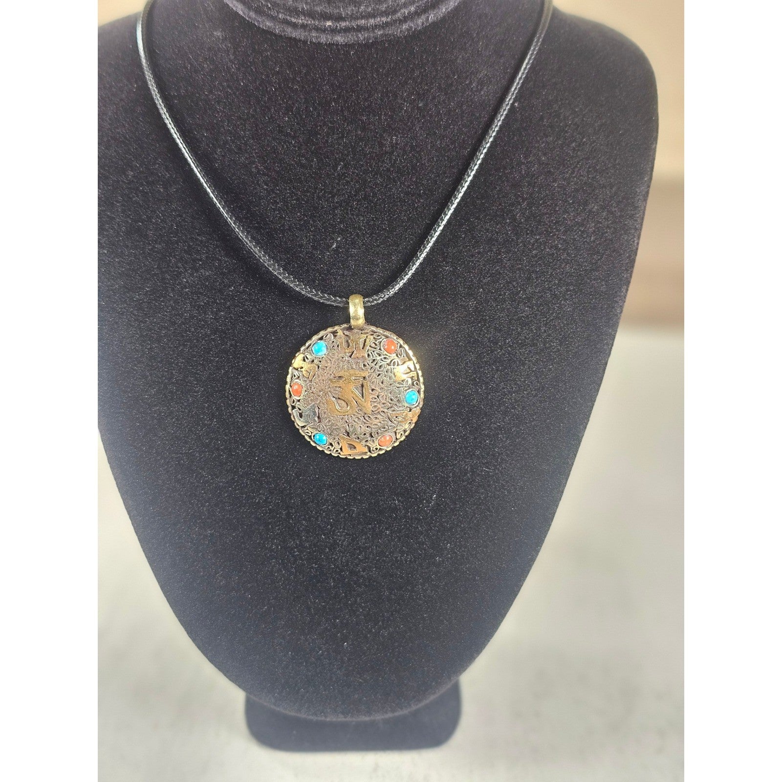 Vintage Om Medallion Pendant Necklace Brass Tone Multicolor Inlay