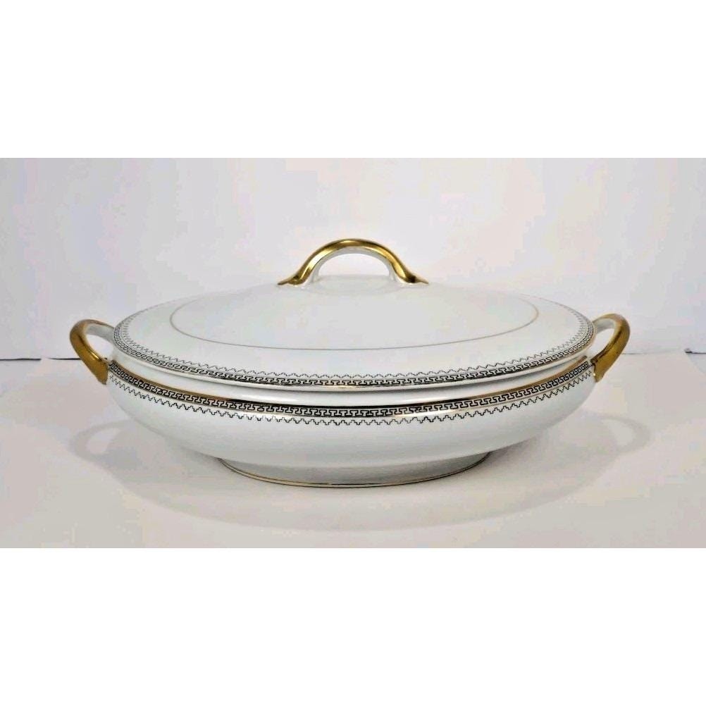 Noritake Covered Casserole Dish Gold Rim Serving Bowl Japan 8.25"