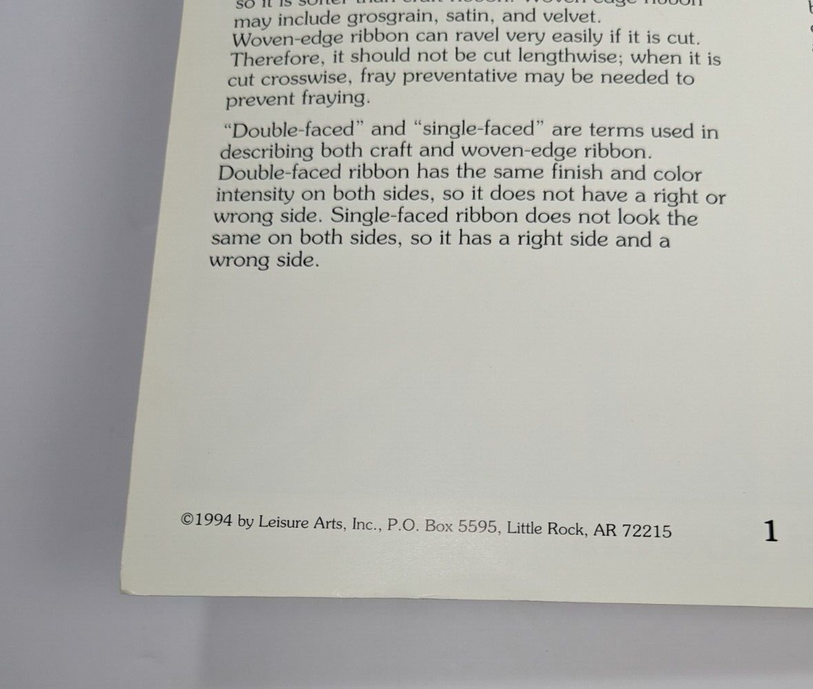 Vintage “A Year of Bows” by Pattie Sowers – Leisure Arts 1994